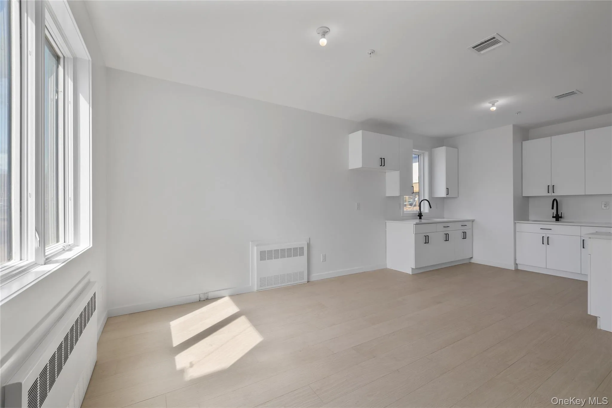 236 Old Nyack Turnpike, Ramapo, NY, 6 Bedrooms Bedrooms, 10 Rooms Rooms,3 BathroomsBathrooms,Residential,For Rent,Old Nyack,0,912252 236 Old Nyack Turnpike, Ramapo, NY, 6 Bedrooms Bedrooms, 10 Rooms Rooms,3 BathroomsBathrooms,Residential,For Rent,Old Nyack,0,912252