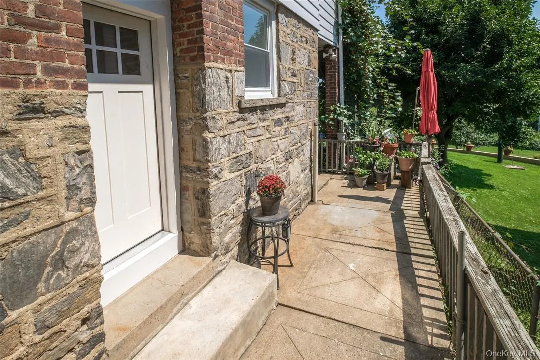 594 Bellevue Avenue, Yonkers, NY, 1 Bedroom Bedrooms, 3 Rooms Rooms,1 BathroomBathrooms,Residential Lease,Idx,Bellevue,912543 594 Bellevue Avenue, Yonkers, NY, 1 Bedroom Bedrooms, 3 Rooms Rooms,1 BathroomBathrooms,Residential Lease,Idx,Bellevue,912543