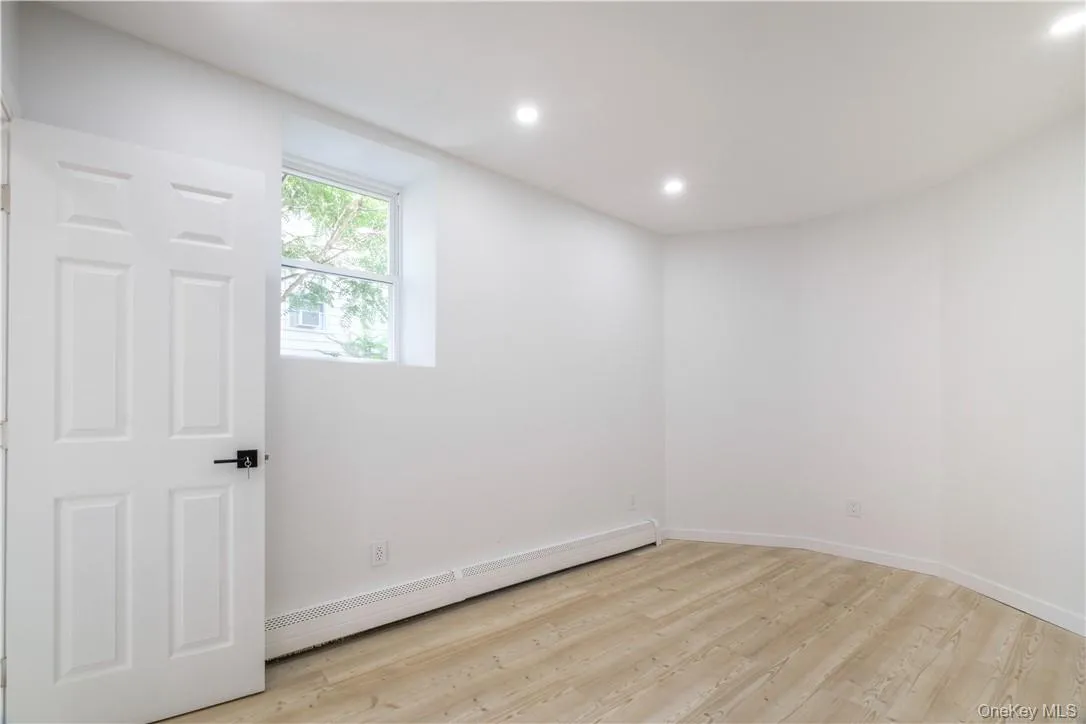 594 Bellevue Avenue, Yonkers, NY, 1 Bedroom Bedrooms, 3 Rooms Rooms,1 BathroomBathrooms,Residential Lease,Idx,Bellevue,912543 594 Bellevue Avenue, Yonkers, NY, 1 Bedroom Bedrooms, 3 Rooms Rooms,1 BathroomBathrooms,Residential Lease,Idx,Bellevue,912543