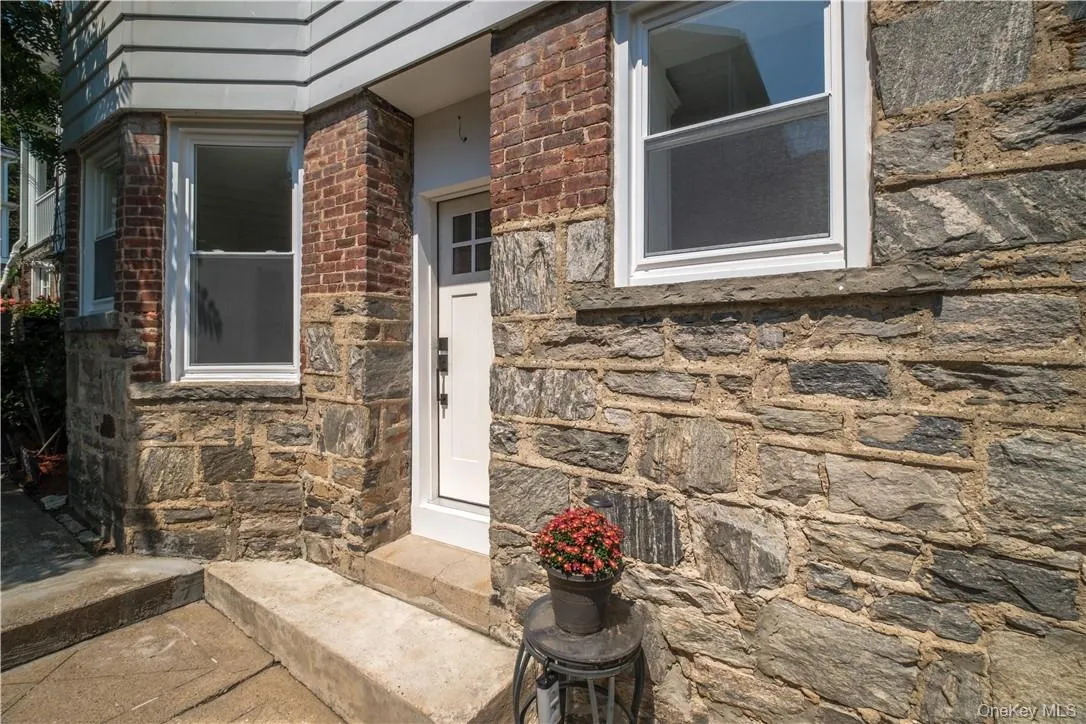 594 Bellevue Avenue, Yonkers, NY, 1 Bedroom Bedrooms, 3 Rooms Rooms,1 BathroomBathrooms,Residential Lease,Idx,Bellevue,912543 594 Bellevue Avenue, Yonkers, NY, 1 Bedroom Bedrooms, 3 Rooms Rooms,1 BathroomBathrooms,Residential Lease,Idx,Bellevue,912543