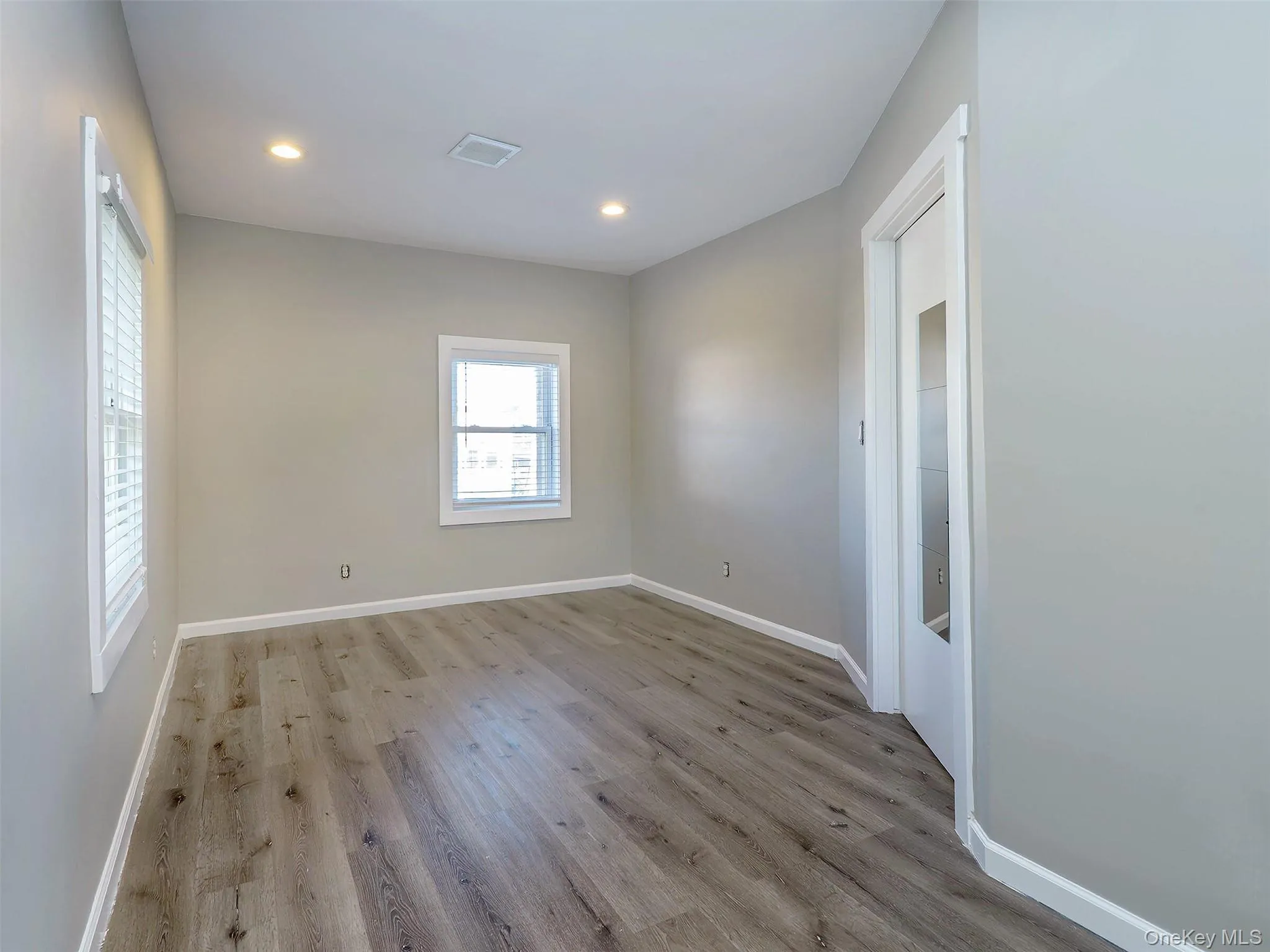 49 Glen Head Road, Oyster Bay, NY, 1 Bedroom Bedrooms, 3 Rooms Rooms,1 BathroomBathrooms,Residential Lease,Idx,Glen Head,0,912547 49 Glen Head Road, Oyster Bay, NY, 1 Bedroom Bedrooms, 3 Rooms Rooms,1 BathroomBathrooms,Residential Lease,Idx,Glen Head,0,912547