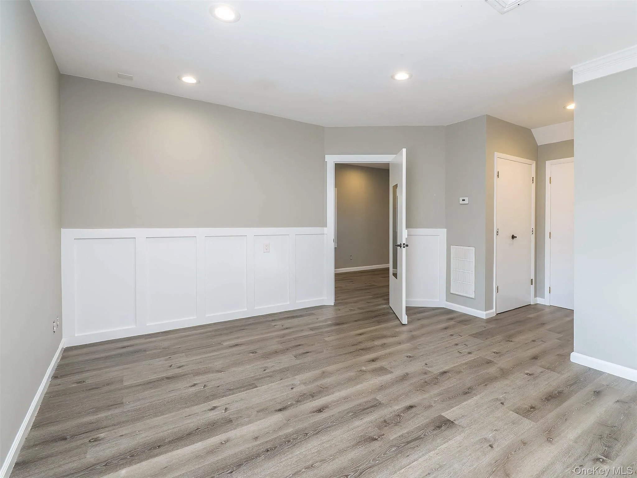 49 Glen Head Road, Oyster Bay, NY, 1 Bedroom Bedrooms, 3 Rooms Rooms,1 BathroomBathrooms,Residential Lease,Idx,Glen Head,0,912547 49 Glen Head Road, Oyster Bay, NY, 1 Bedroom Bedrooms, 3 Rooms Rooms,1 BathroomBathrooms,Residential Lease,Idx,Glen Head,0,912547