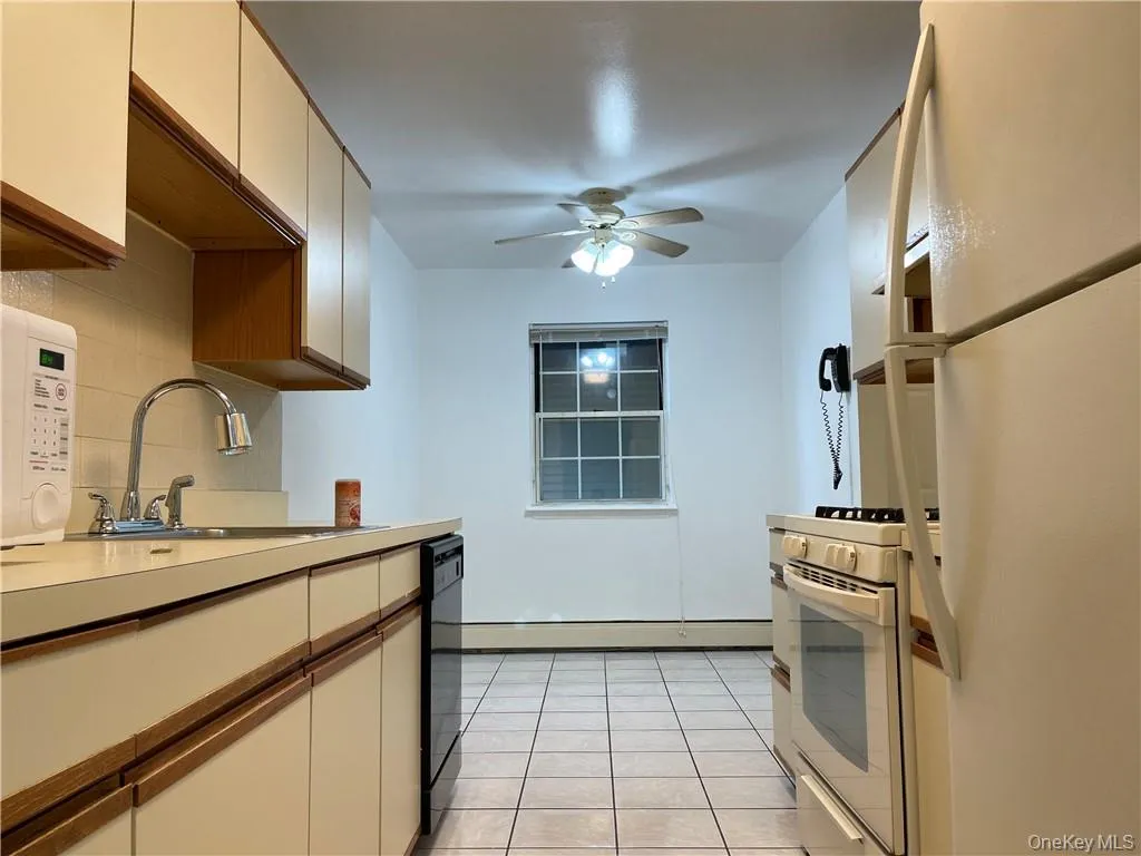 100 Hillside Drive, Wallkill, NY, 3 Bedrooms Bedrooms, 6 Rooms Rooms,2 BathroomsBathrooms,Residential Lease,Idx,Hillside,0,912622 100 Hillside Drive, Wallkill, NY, 3 Bedrooms Bedrooms, 6 Rooms Rooms,2 BathroomsBathrooms,Residential Lease,Idx,Hillside,0,912622