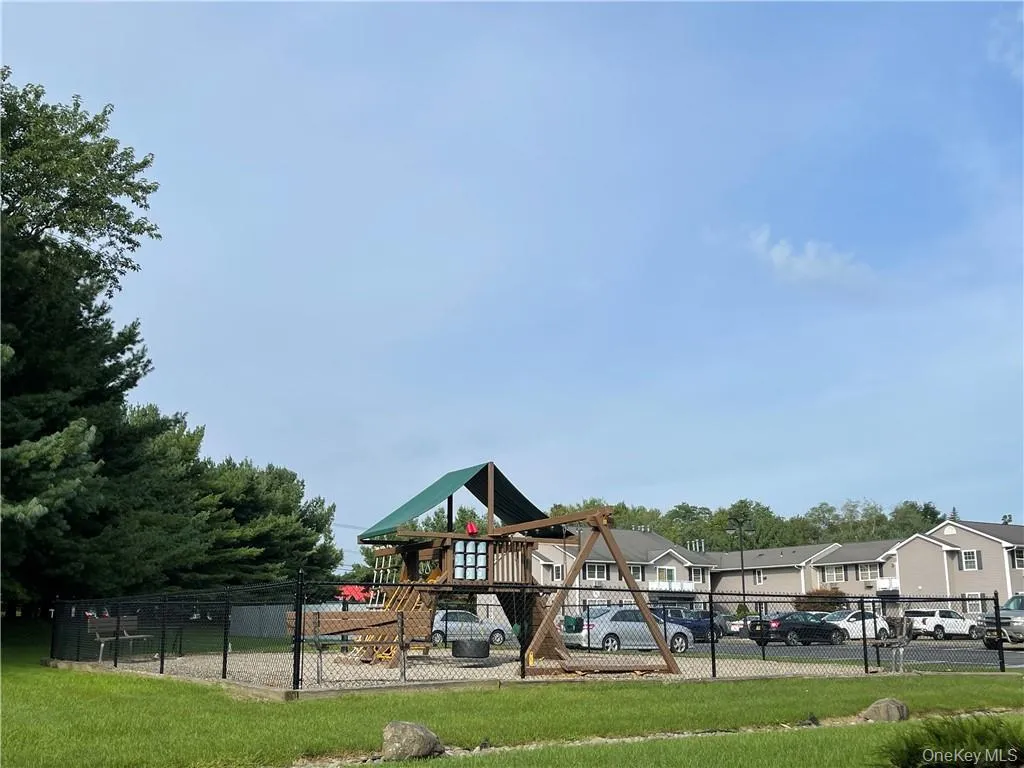 100 Hillside Drive, Wallkill, NY, 3 Bedrooms Bedrooms, 6 Rooms Rooms,2 BathroomsBathrooms,Residential Lease,Idx,Hillside,0,912622 100 Hillside Drive, Wallkill, NY, 3 Bedrooms Bedrooms, 6 Rooms Rooms,2 BathroomsBathrooms,Residential Lease,Idx,Hillside,0,912622