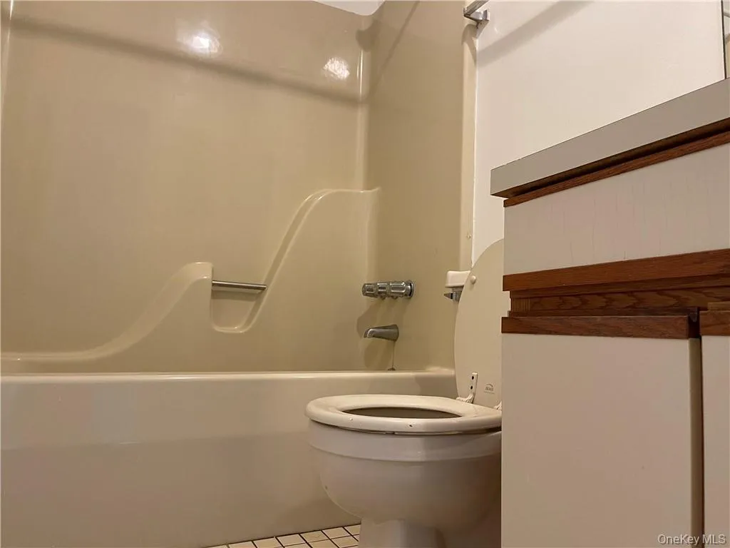 100 Hillside Drive, Wallkill, NY, 3 Bedrooms Bedrooms, 6 Rooms Rooms,2 BathroomsBathrooms,Residential Lease,Idx,Hillside,0,912622 100 Hillside Drive, Wallkill, NY, 3 Bedrooms Bedrooms, 6 Rooms Rooms,2 BathroomsBathrooms,Residential Lease,Idx,Hillside,0,912622