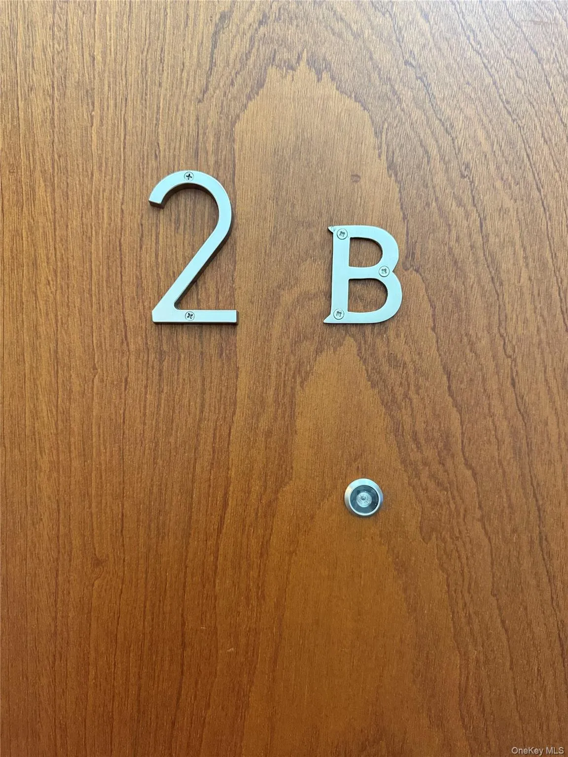 Front Door w/peep hole Front Door w/peep hole