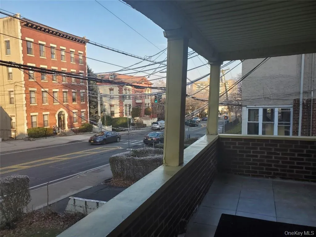 114 Lincoln Avenue, New Rochelle, NY, 4 Bedrooms Bedrooms, 7 Rooms Rooms,1 BathroomBathrooms,Residential Lease,Idx,Lincoln,912755 114 Lincoln Avenue, New Rochelle, NY, 4 Bedrooms Bedrooms, 7 Rooms Rooms,1 BathroomBathrooms,Residential Lease,Idx,Lincoln,912755