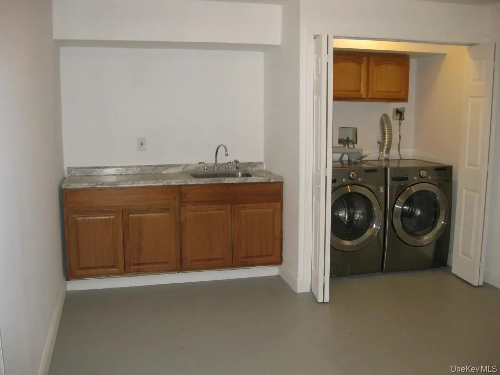 622 6th Avenue, Mount Vernon, NY, 3 Bedrooms Bedrooms, 8 Rooms Rooms,2 BathroomsBathrooms,Residential Lease,Idx,6th,912802 622 6th Avenue, Mount Vernon, NY, 3 Bedrooms Bedrooms, 8 Rooms Rooms,2 BathroomsBathrooms,Residential Lease,Idx,6th,912802