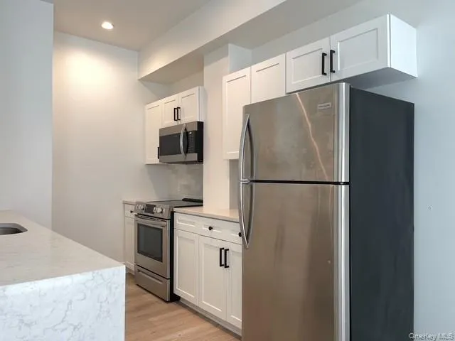 356 New York Avenue, Huntington, NY, 2 Bedroom Bedrooms, 5 Room Rooms,1 BathroomBathrooms,Residential Lease,For Rent,New York,0,912867 356 New York Avenue, Huntington, NY, 2 Bedroom Bedrooms, 5 Room Rooms,1 BathroomBathrooms,Residential Lease,For Rent,New York,0,912867