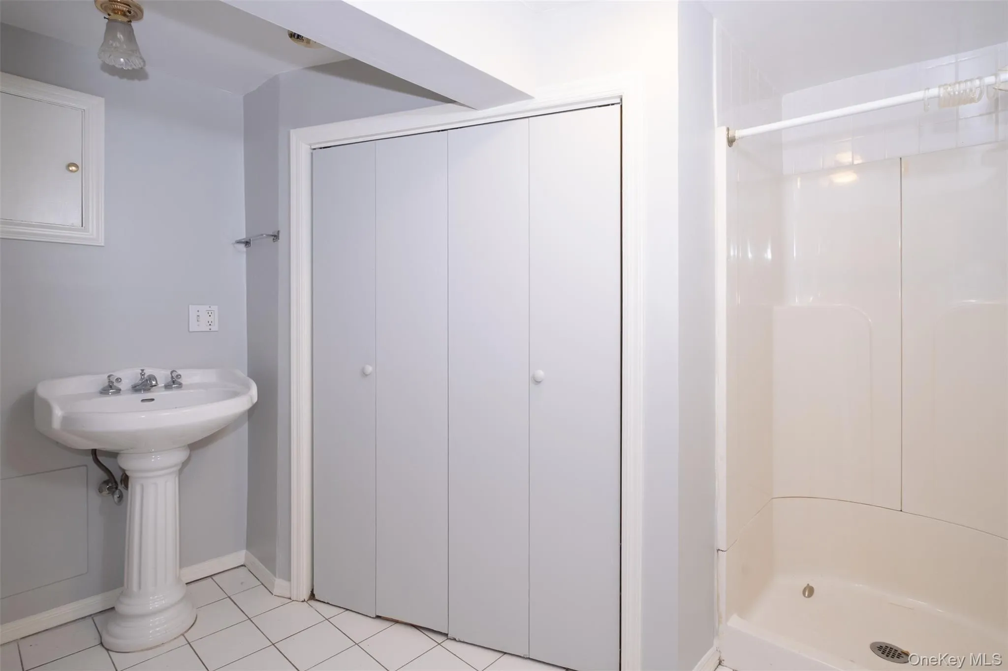 453 Beach Avenue, Rye Town, NY, 3 Bedrooms Bedrooms, 6 Rooms Rooms,1 BathroomBathrooms,Residential Lease,Idx,Beach,0,912872 453 Beach Avenue, Rye Town, NY, 3 Bedrooms Bedrooms, 6 Rooms Rooms,1 BathroomBathrooms,Residential Lease,Idx,Beach,0,912872