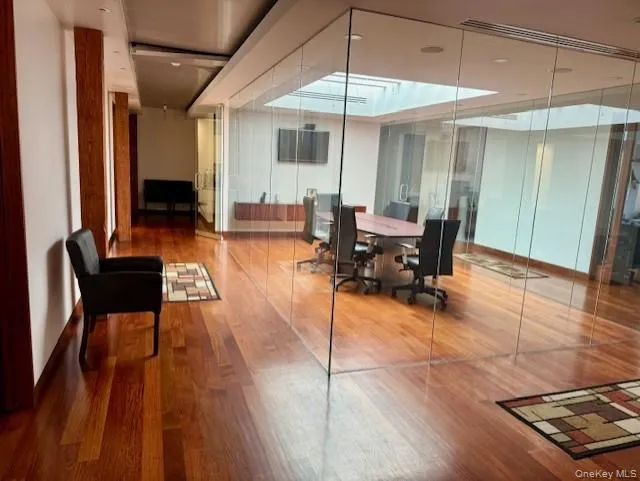 2550 Crescent Street, New York, NY, ,Commercial Lease,Idx,Crescent,0,913174 2550 Crescent Street, New York, NY, ,Commercial Lease,Idx,Crescent,0,913174