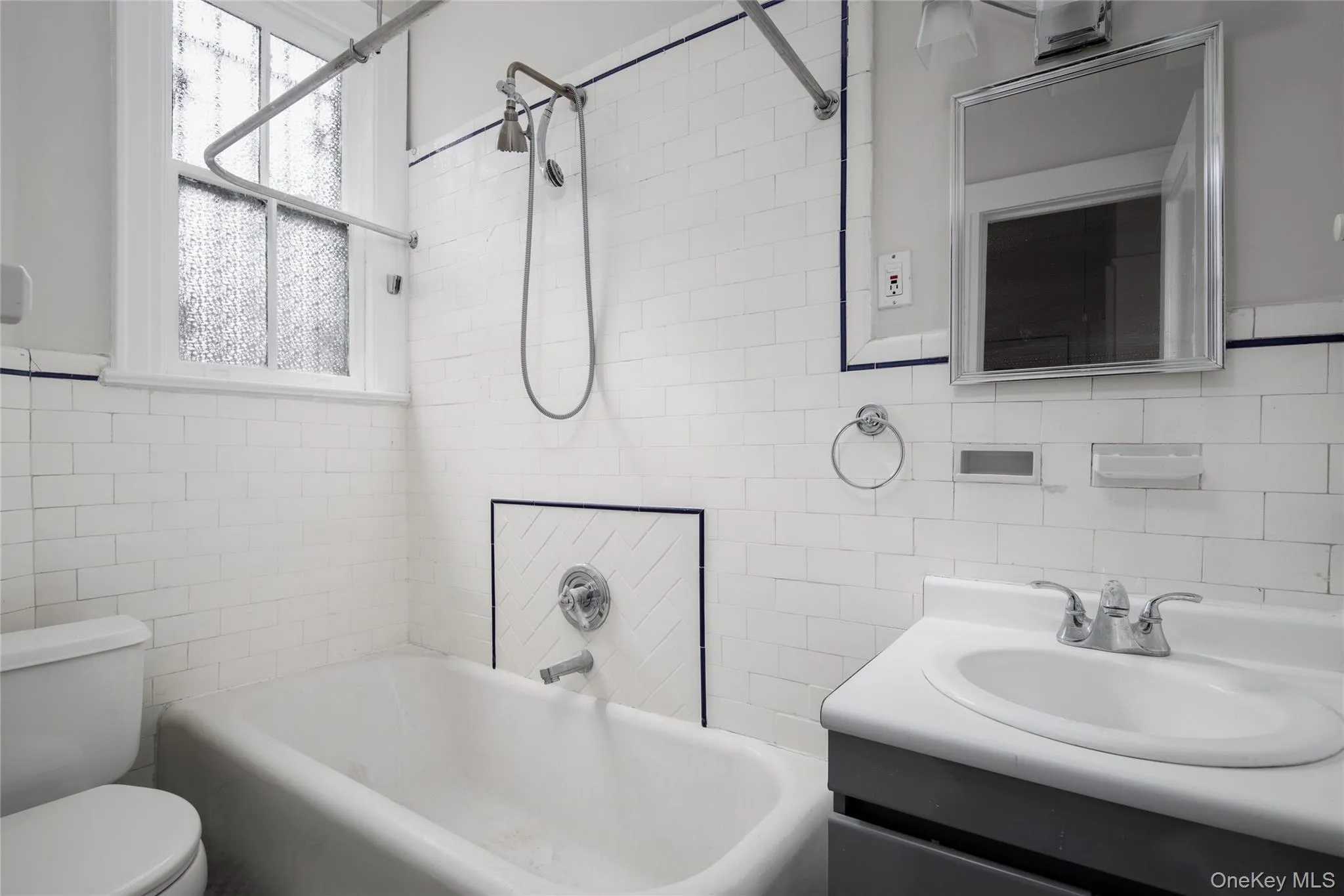 484 Plandome Road, North Hempstead, NY, 1 Bedroom Bedrooms, 3 Rooms Rooms,1 BathroomBathrooms,Residential Lease,Idx,Plandome,0,913345 484 Plandome Road, North Hempstead, NY, 1 Bedroom Bedrooms, 3 Rooms Rooms,1 BathroomBathrooms,Residential Lease,Idx,Plandome,0,913345