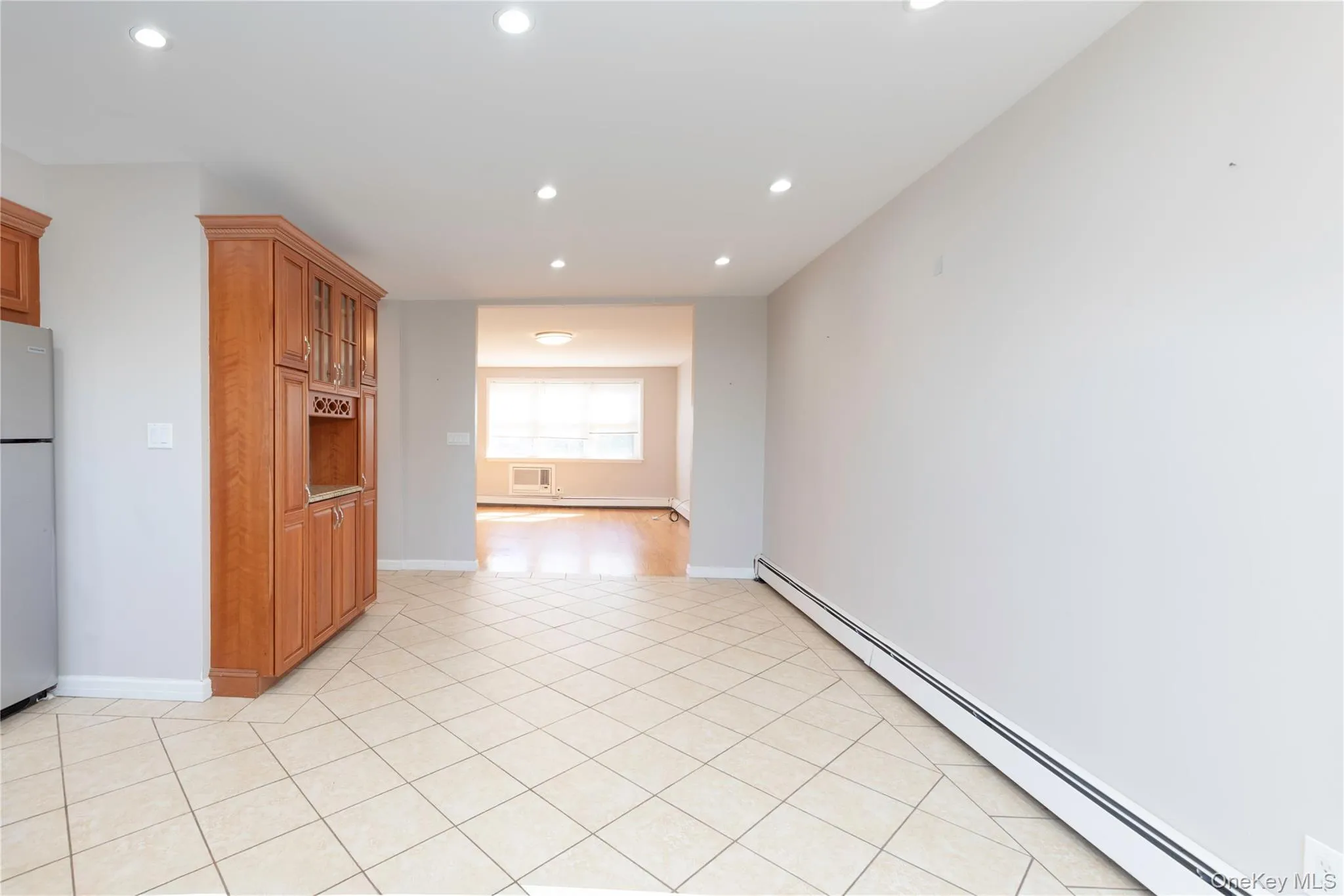 223 Ditmars Street, New York, NY, 4 Bedrooms Bedrooms, 6 Rooms Rooms,2 BathroomsBathrooms,Residential,For Rent,Ditmars,0,913352 223 Ditmars Street, New York, NY, 4 Bedrooms Bedrooms, 6 Rooms Rooms,2 BathroomsBathrooms,Residential,For Rent,Ditmars,0,913352