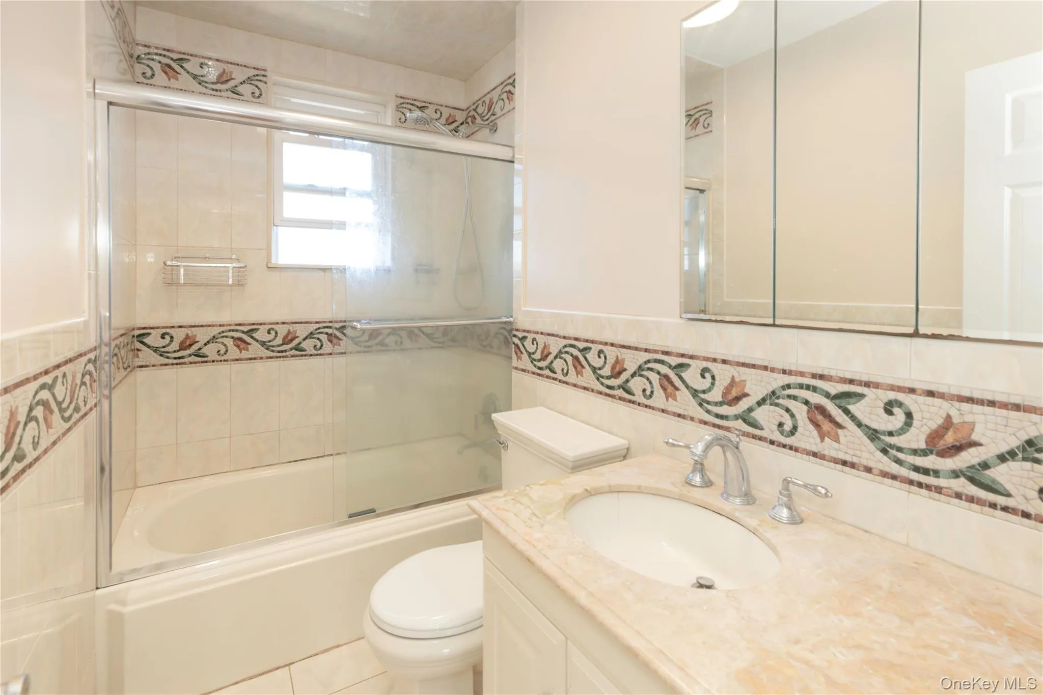 223 Ditmars Street, New York, NY, 4 Bedrooms Bedrooms, 6 Rooms Rooms,2 BathroomsBathrooms,Residential,For Rent,Ditmars,0,913352 223 Ditmars Street, New York, NY, 4 Bedrooms Bedrooms, 6 Rooms Rooms,2 BathroomsBathrooms,Residential,For Rent,Ditmars,0,913352
