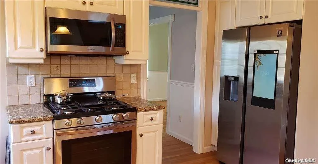 28 Carley Avenue, Huntington, NY, 5 Bedrooms Bedrooms, 10 Rooms Rooms,3 BathroomsBathrooms,Residential Lease,Idx,Carley,0,913485 28 Carley Avenue, Huntington, NY, 5 Bedrooms Bedrooms, 10 Rooms Rooms,3 BathroomsBathrooms,Residential Lease,Idx,Carley,0,913485