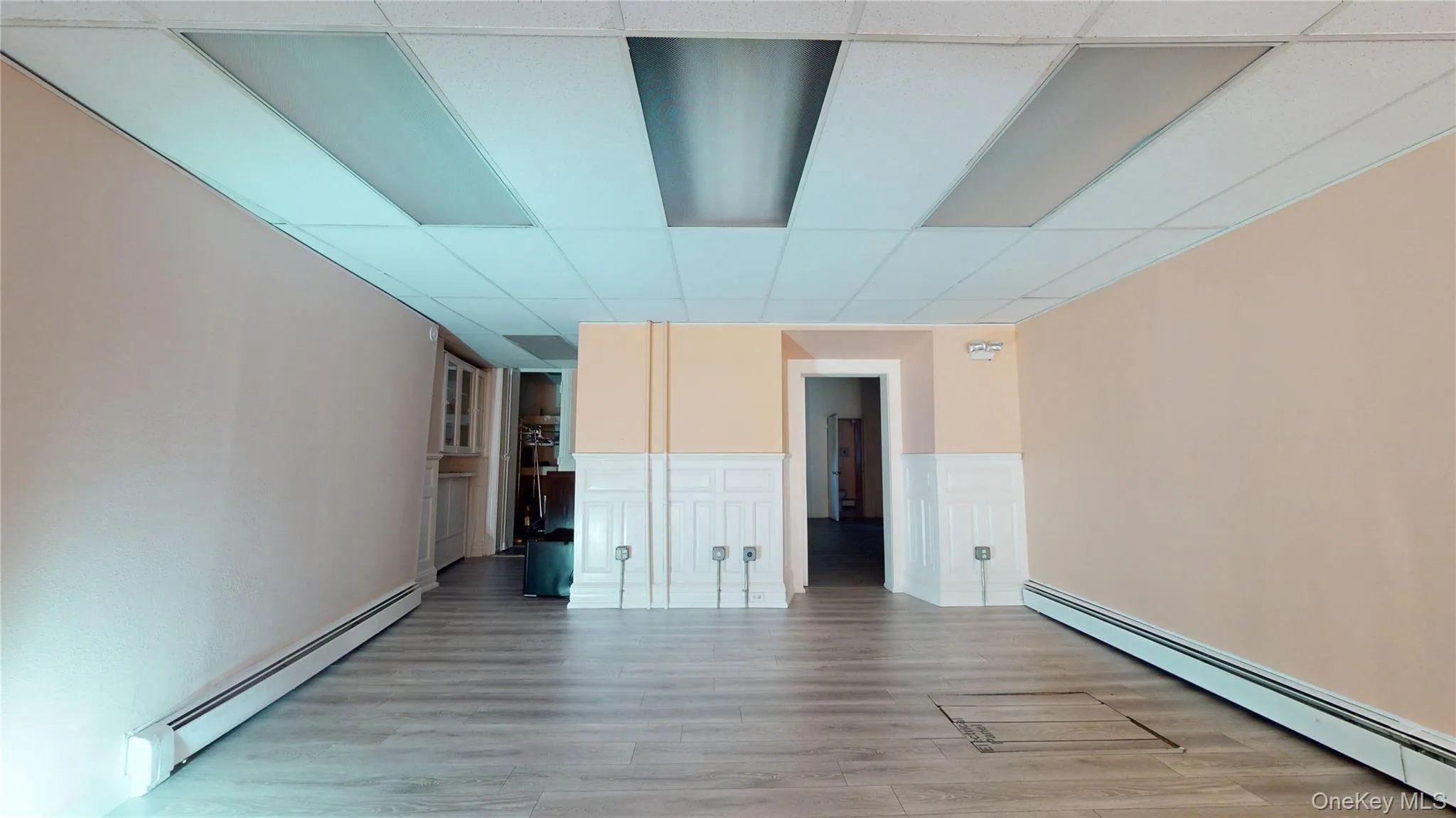 Showroom area Showroom area