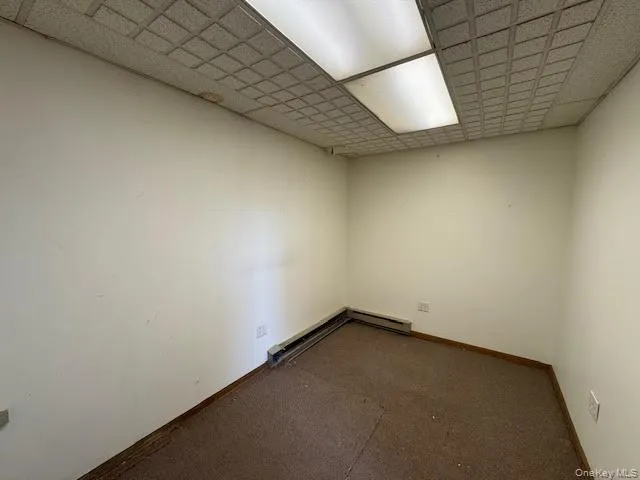 Other view of the second room. Other view of the second room.