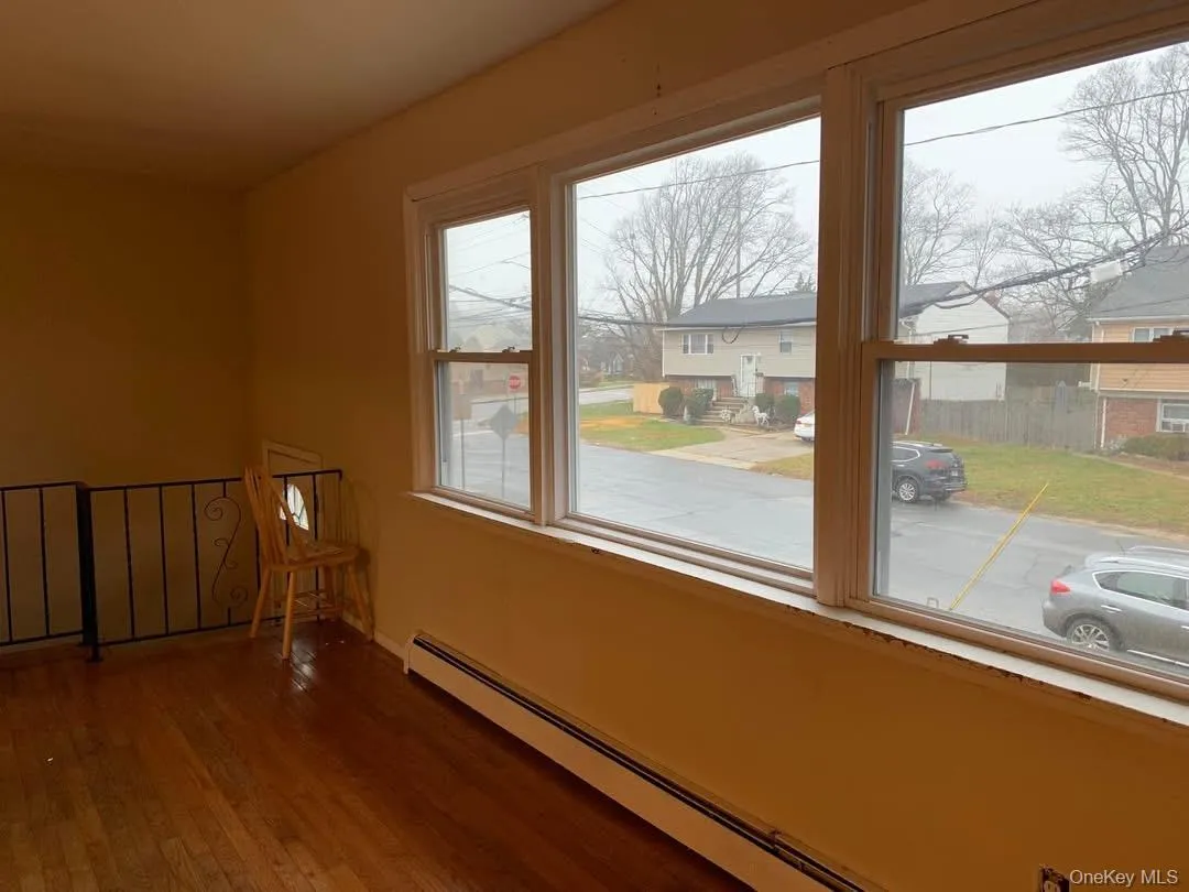 16 Broadway, Babylon, NY, 3 Bedrooms Bedrooms, 6 Rooms Rooms,1 BathroomBathrooms,Residential Lease,Idx,Broadway,0,913814 16 Broadway, Babylon, NY, 3 Bedrooms Bedrooms, 6 Rooms Rooms,1 BathroomBathrooms,Residential Lease,Idx,Broadway,0,913814