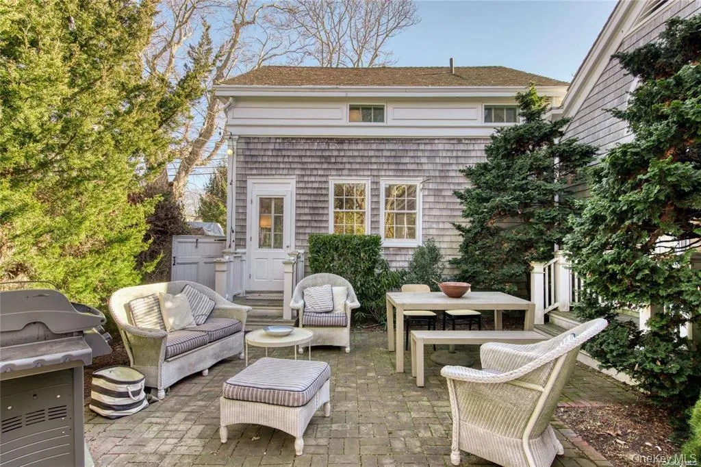 1800 Village Lane, Southold, NY, 3 Bedrooms Bedrooms, 7 Rooms Rooms,2 BathroomsBathrooms,Residential Lease,Idx,Village,913832 1800 Village Lane, Southold, NY, 3 Bedrooms Bedrooms, 7 Rooms Rooms,2 BathroomsBathrooms,Residential Lease,Idx,Village,913832