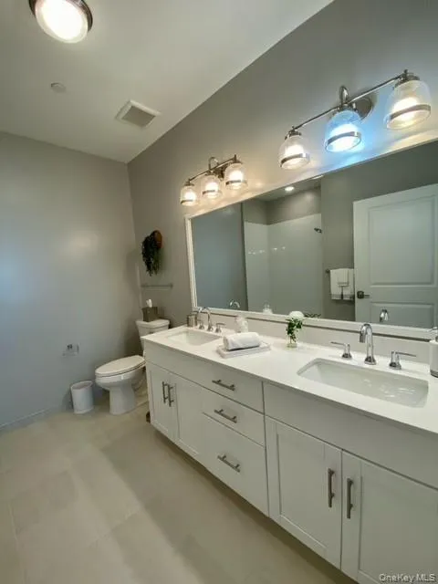 75 Hoffman Avenue, Babylon, NY, 2 Bedrooms Bedrooms, 5 Rooms Rooms,2 BathroomsBathrooms,Residential Lease,Idx,Hoffman,913911 75 Hoffman Avenue, Babylon, NY, 2 Bedrooms Bedrooms, 5 Rooms Rooms,2 BathroomsBathrooms,Residential Lease,Idx,Hoffman,913911