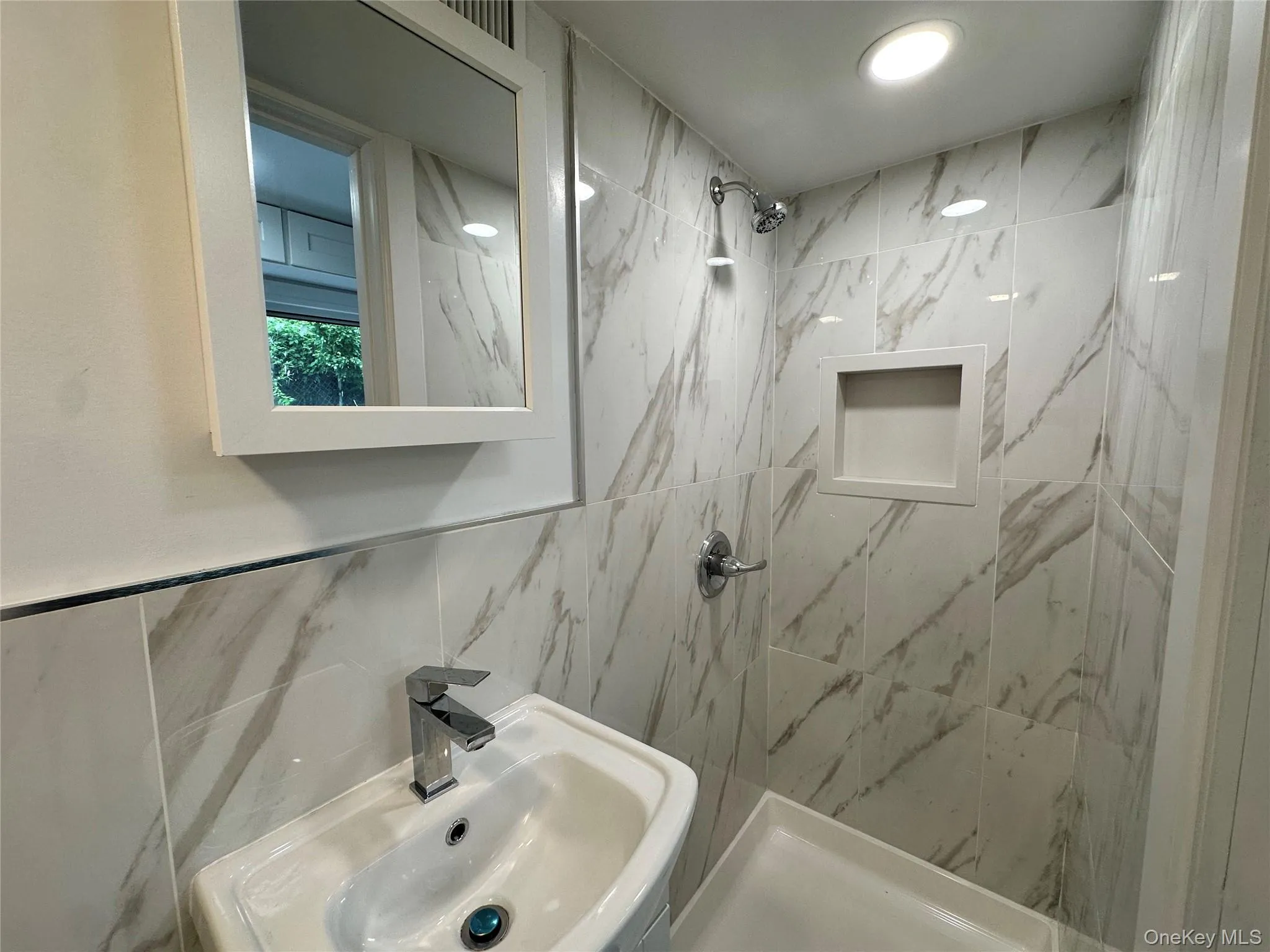 216 First Street, Yonkers, NY, 1 Bedroom Bedrooms, 3 Rooms Rooms,1 BathroomBathrooms,Residential Lease,Idx,First,913931 216 First Street, Yonkers, NY, 1 Bedroom Bedrooms, 3 Rooms Rooms,1 BathroomBathrooms,Residential Lease,Idx,First,913931