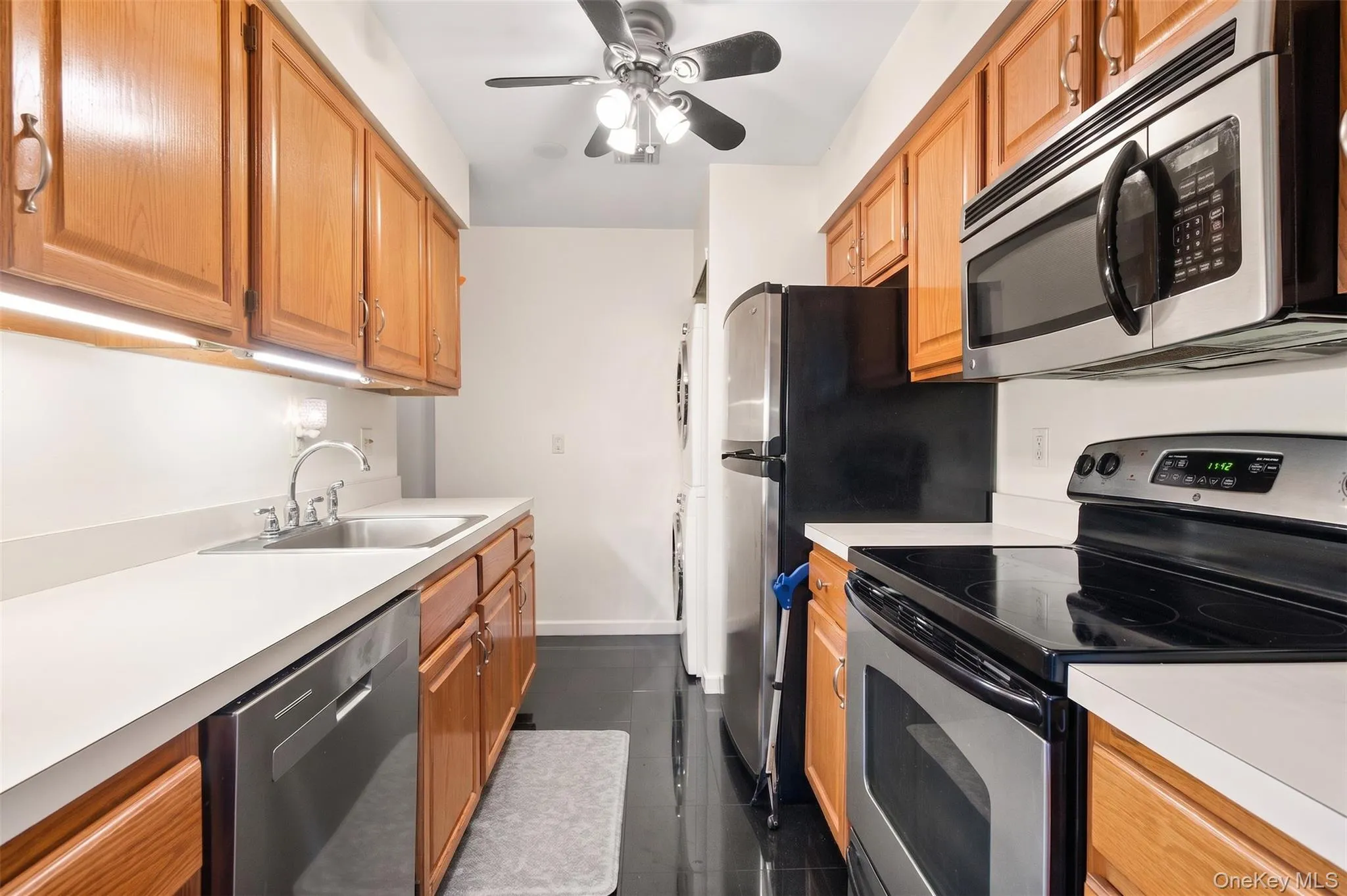 78 Cambridge Drive, Babylon, NY, 2 Bedrooms Bedrooms, 6 Rooms Rooms,1 BathroomBathrooms,Residential Sale,For Rent,Cambridge,0,913978 78 Cambridge Drive, Babylon, NY, 2 Bedrooms Bedrooms, 6 Rooms Rooms,1 BathroomBathrooms,Residential Sale,For Rent,Cambridge,0,913978