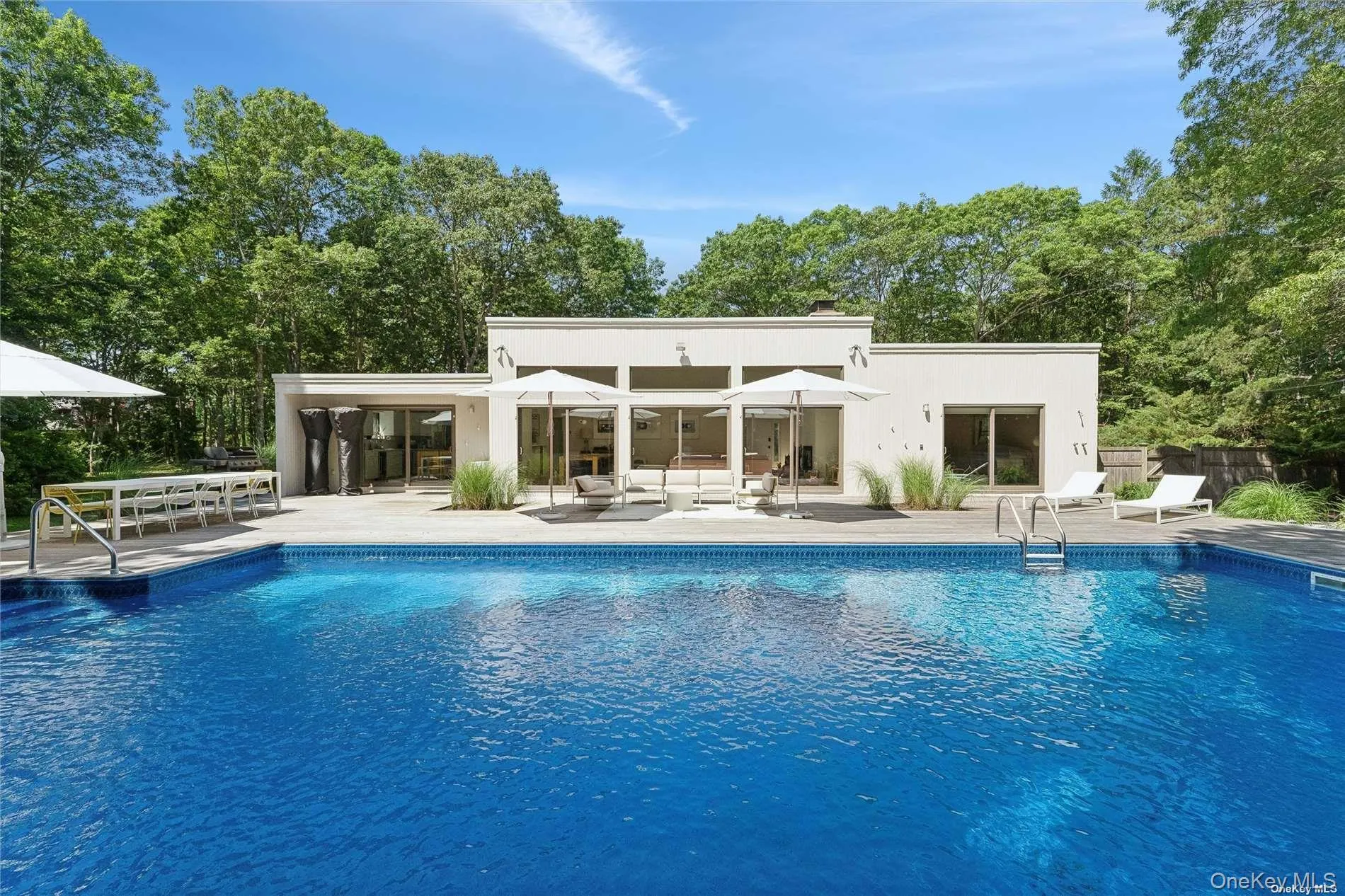 8 Deer Path, Southampton, NY, 5 Bedrooms Bedrooms, 8 Rooms Rooms,4 BathroomsBathrooms,Residential Lease,Idx,Deer,914000 8 Deer Path, Southampton, NY, 5 Bedrooms Bedrooms, 8 Rooms Rooms,4 BathroomsBathrooms,Residential Lease,Idx,Deer,914000