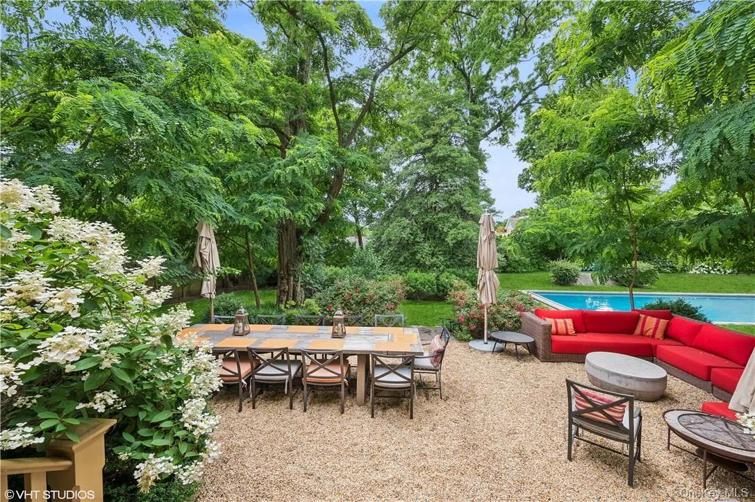 View of patio / terrace with outdoor lounge area View of patio / terrace with outdoor lounge area