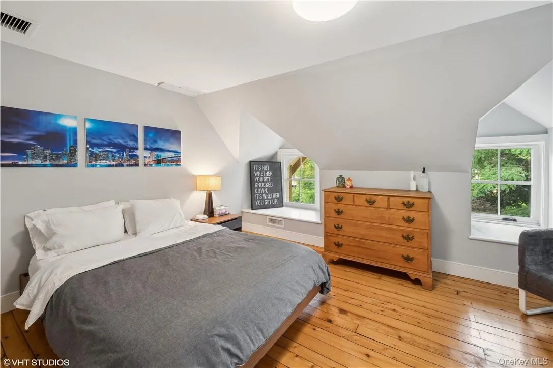 4th Bedroom, 3rd floor 4th Bedroom, 3rd floor