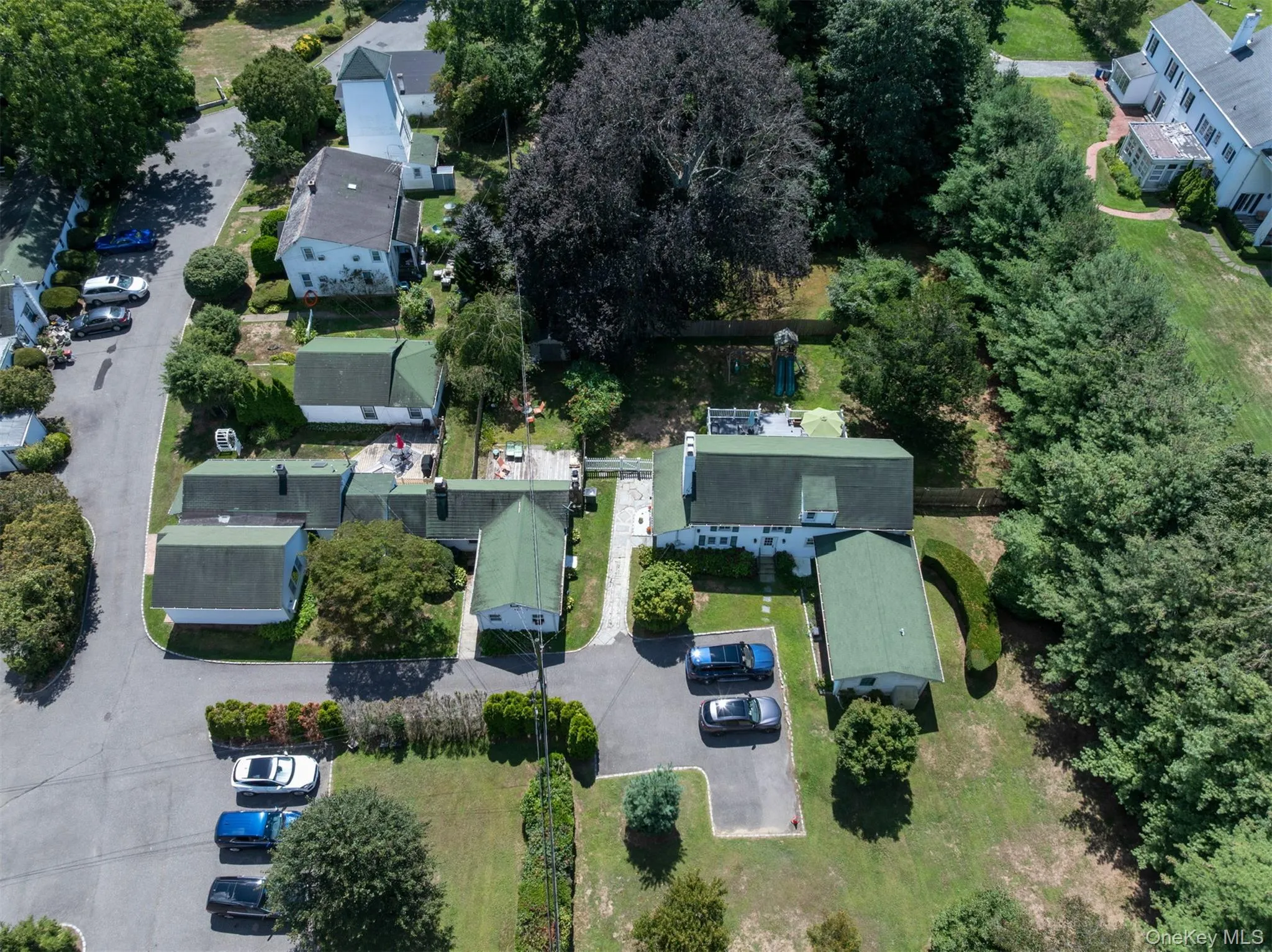 Aerial overview of property's location featuring nearby suburban area Aerial overview of property's location featuring nearby suburban area