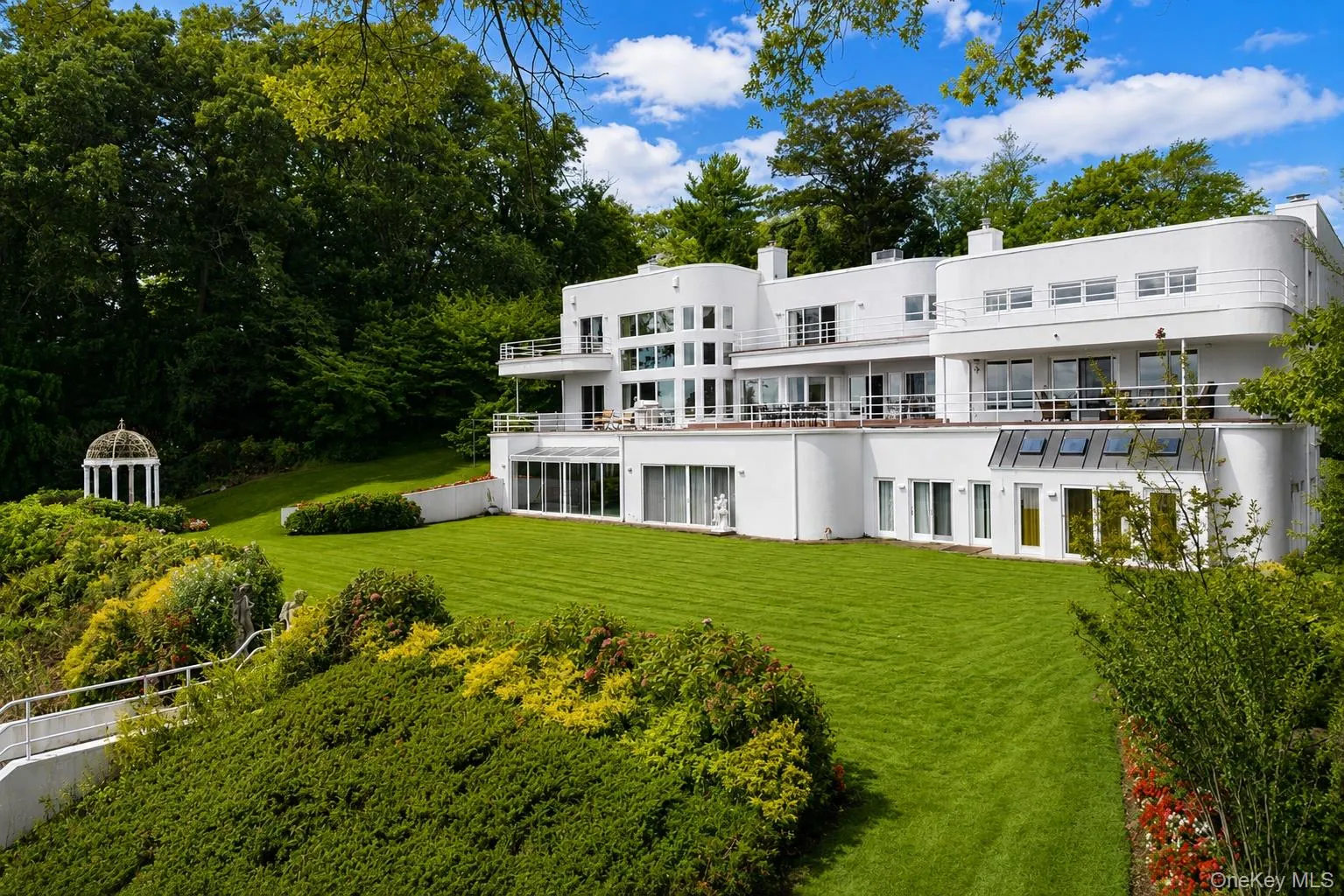 26 Tennis Court Road, Oyster Bay, NY, 5 Bedrooms Bedrooms, 13 Rooms Rooms,6 BathroomsBathrooms,Residential,For Rent,Tennis Court,0,914210 26 Tennis Court Road, Oyster Bay, NY, 5 Bedrooms Bedrooms, 13 Rooms Rooms,6 BathroomsBathrooms,Residential,For Rent,Tennis Court,0,914210