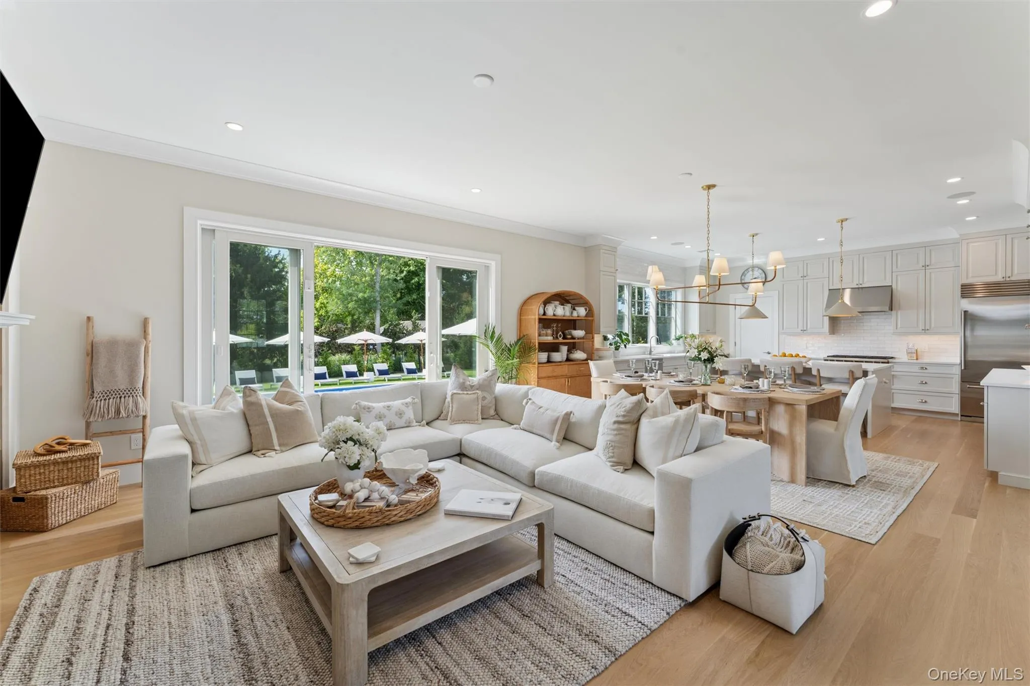 7 Margareta Court, Southampton, NY, 6 Bedrooms Bedrooms, 7 Rooms Rooms,6 BathroomsBathrooms,Residential Lease,Idx,Margareta,914252 7 Margareta Court, Southampton, NY, 6 Bedrooms Bedrooms, 7 Rooms Rooms,6 BathroomsBathrooms,Residential Lease,Idx,Margareta,914252