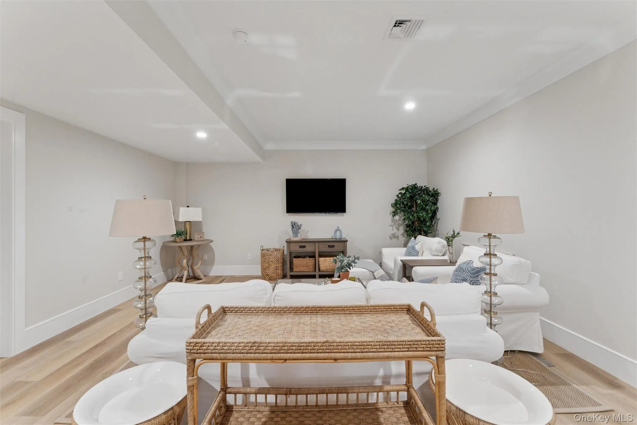 7 Margareta Court, Southampton, NY, 6 Bedrooms Bedrooms, 7 Rooms Rooms,6 BathroomsBathrooms,Residential Lease,Idx,Margareta,914252 7 Margareta Court, Southampton, NY, 6 Bedrooms Bedrooms, 7 Rooms Rooms,6 BathroomsBathrooms,Residential Lease,Idx,Margareta,914252