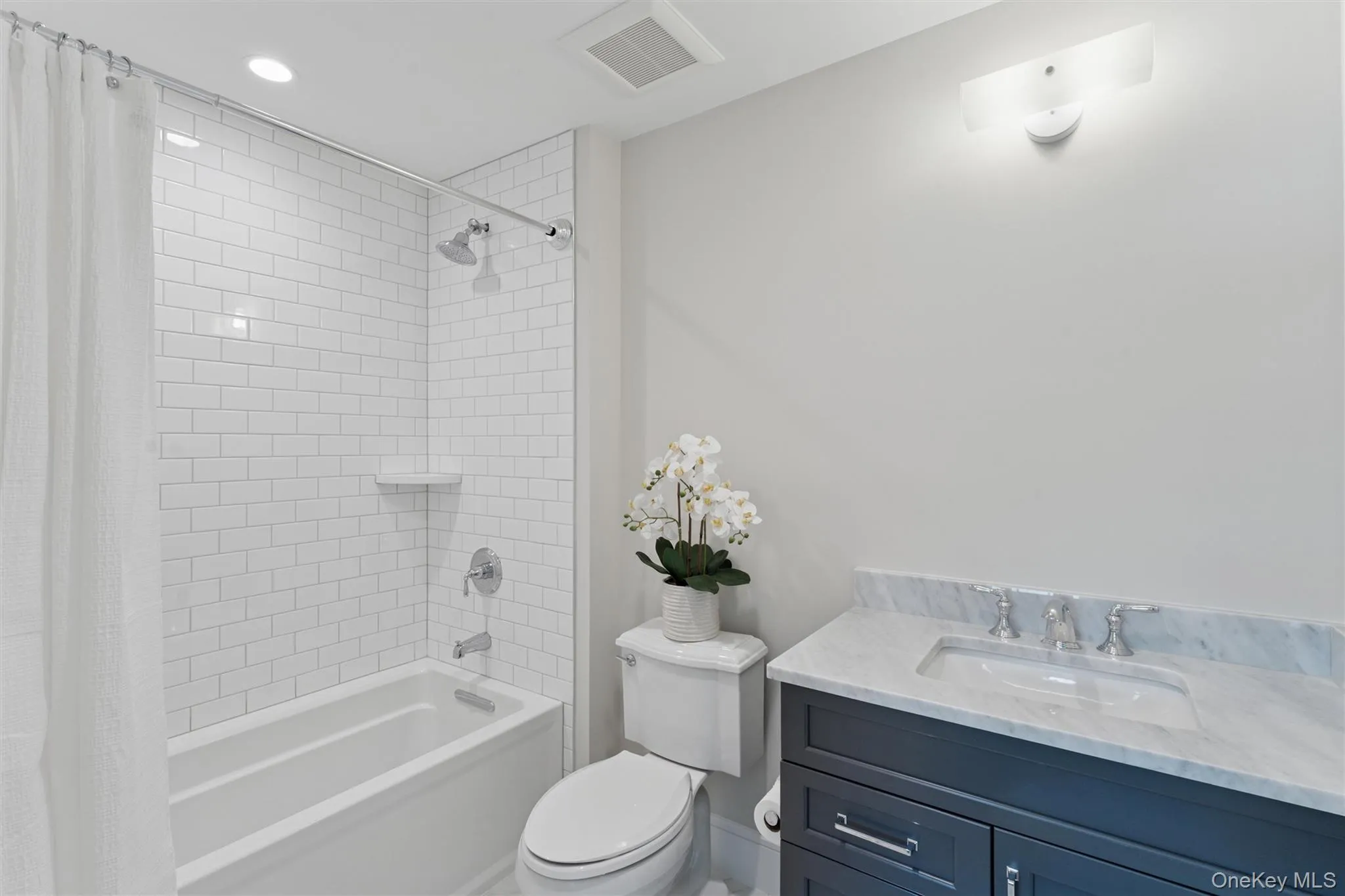 7 Margareta Court, Southampton, NY, 6 Bedrooms Bedrooms, 7 Rooms Rooms,6 BathroomsBathrooms,Residential Lease,Idx,Margareta,914252 7 Margareta Court, Southampton, NY, 6 Bedrooms Bedrooms, 7 Rooms Rooms,6 BathroomsBathrooms,Residential Lease,Idx,Margareta,914252