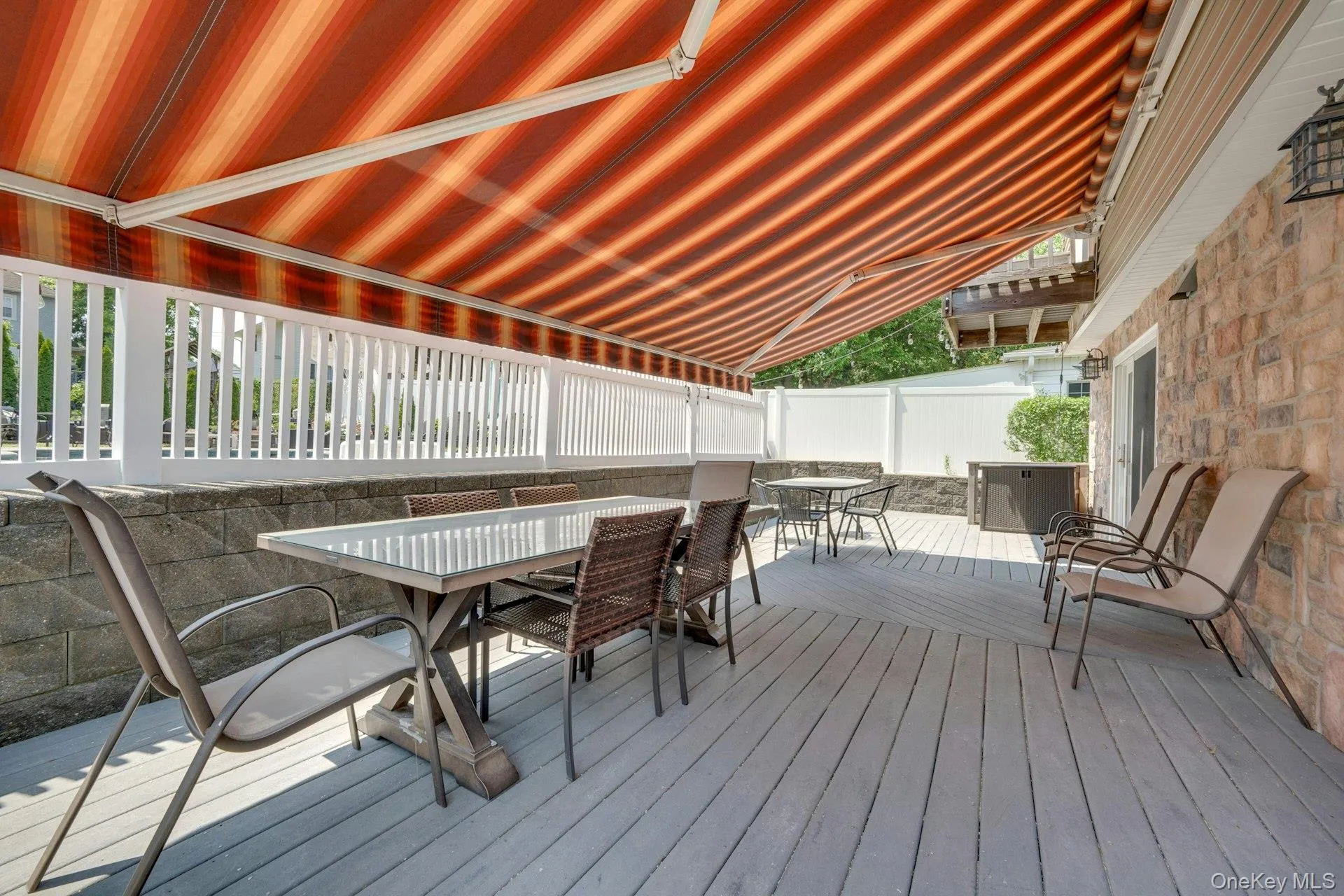 Large patio showing the retractable awning Large patio showing the retractable awning