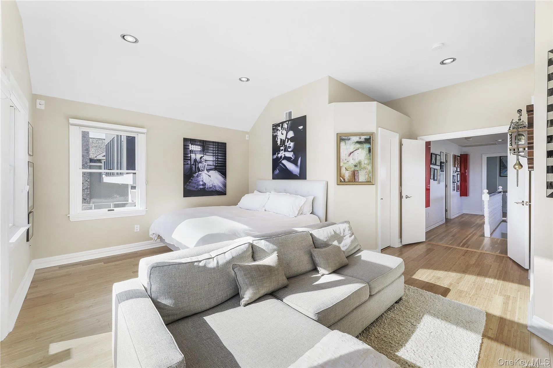 Walk-in Close & Full Bath Walk-in Close & Full Bath