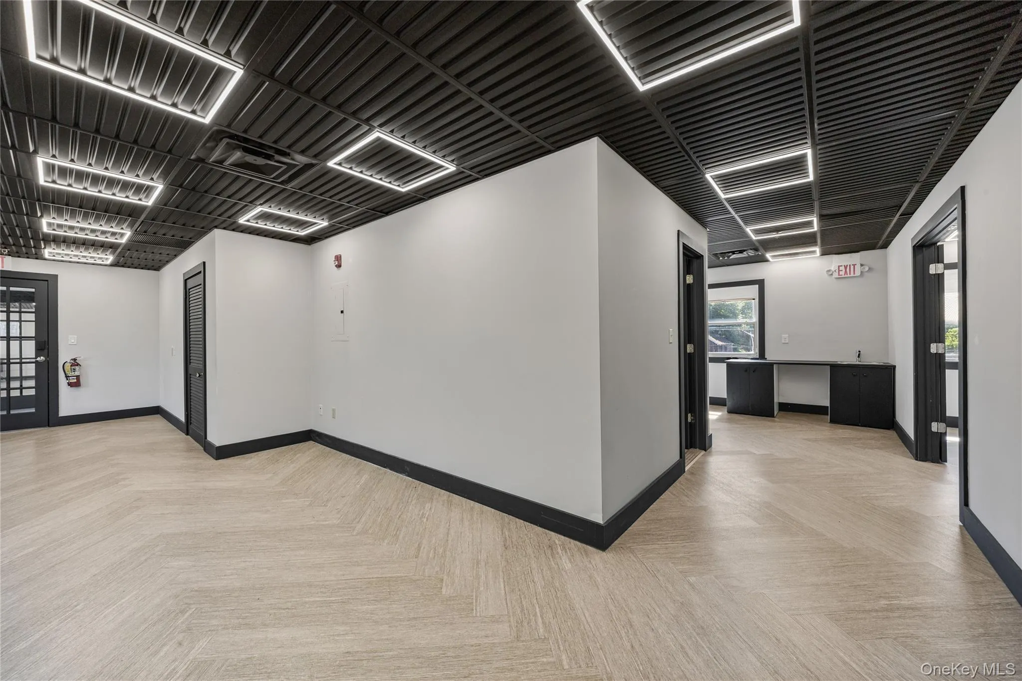 Empty room featuring baseboards Empty room featuring baseboards
