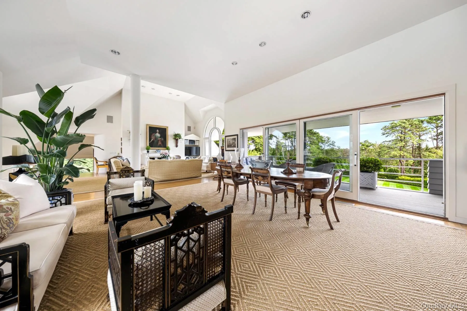 20 Hillside Road, Southampton, NY, 4 Bedrooms Bedrooms, 7 Rooms Rooms,4 BathroomsBathrooms,Residential Sale,For Rent,Hillside,0,914642 20 Hillside Road, Southampton, NY, 4 Bedrooms Bedrooms, 7 Rooms Rooms,4 BathroomsBathrooms,Residential Sale,For Rent,Hillside,0,914642