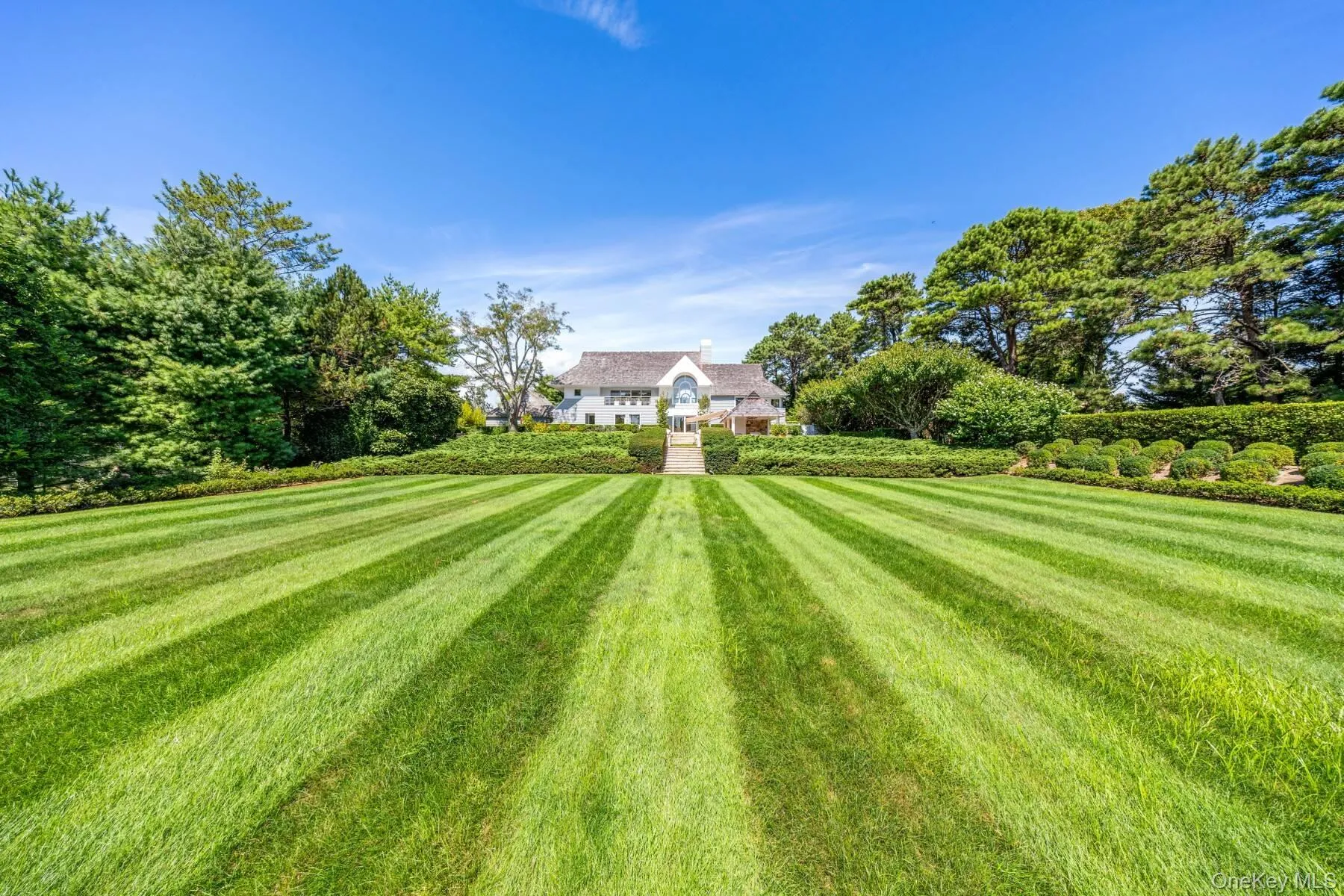 20 Hillside Road, Southampton, NY, 4 Bedrooms Bedrooms, 7 Rooms Rooms,4 BathroomsBathrooms,Residential Sale,For Rent,Hillside,0,914642 20 Hillside Road, Southampton, NY, 4 Bedrooms Bedrooms, 7 Rooms Rooms,4 BathroomsBathrooms,Residential Sale,For Rent,Hillside,0,914642