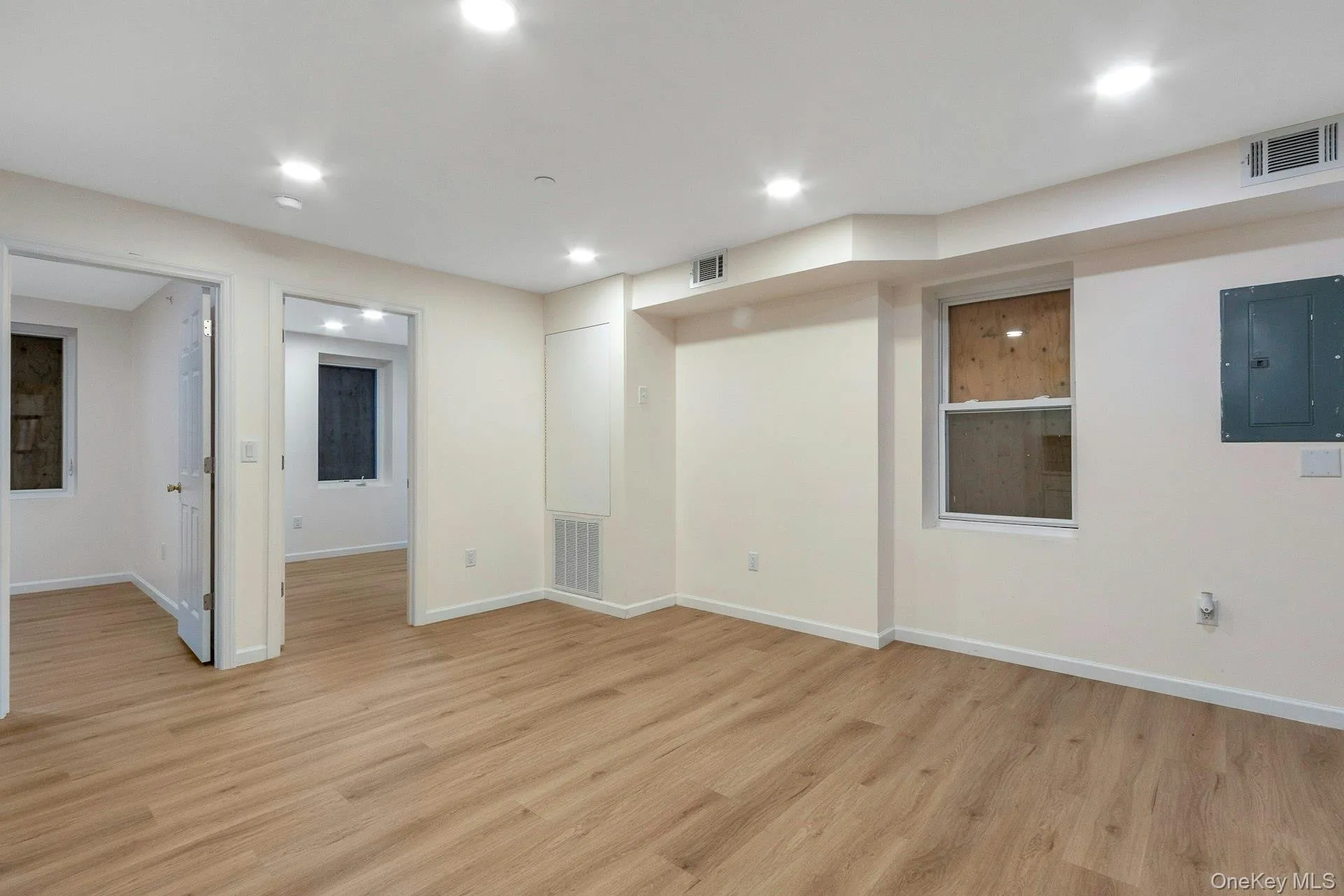 70 Van Ness Street, Newburgh (city), NY, 3 Bedrooms Bedrooms, 5 Rooms Rooms,2 BathroomsBathrooms,Residential Lease,Idx,Van Ness,0,914651 70 Van Ness Street, Newburgh (city), NY, 3 Bedrooms Bedrooms, 5 Rooms Rooms,2 BathroomsBathrooms,Residential Lease,Idx,Van Ness,0,914651