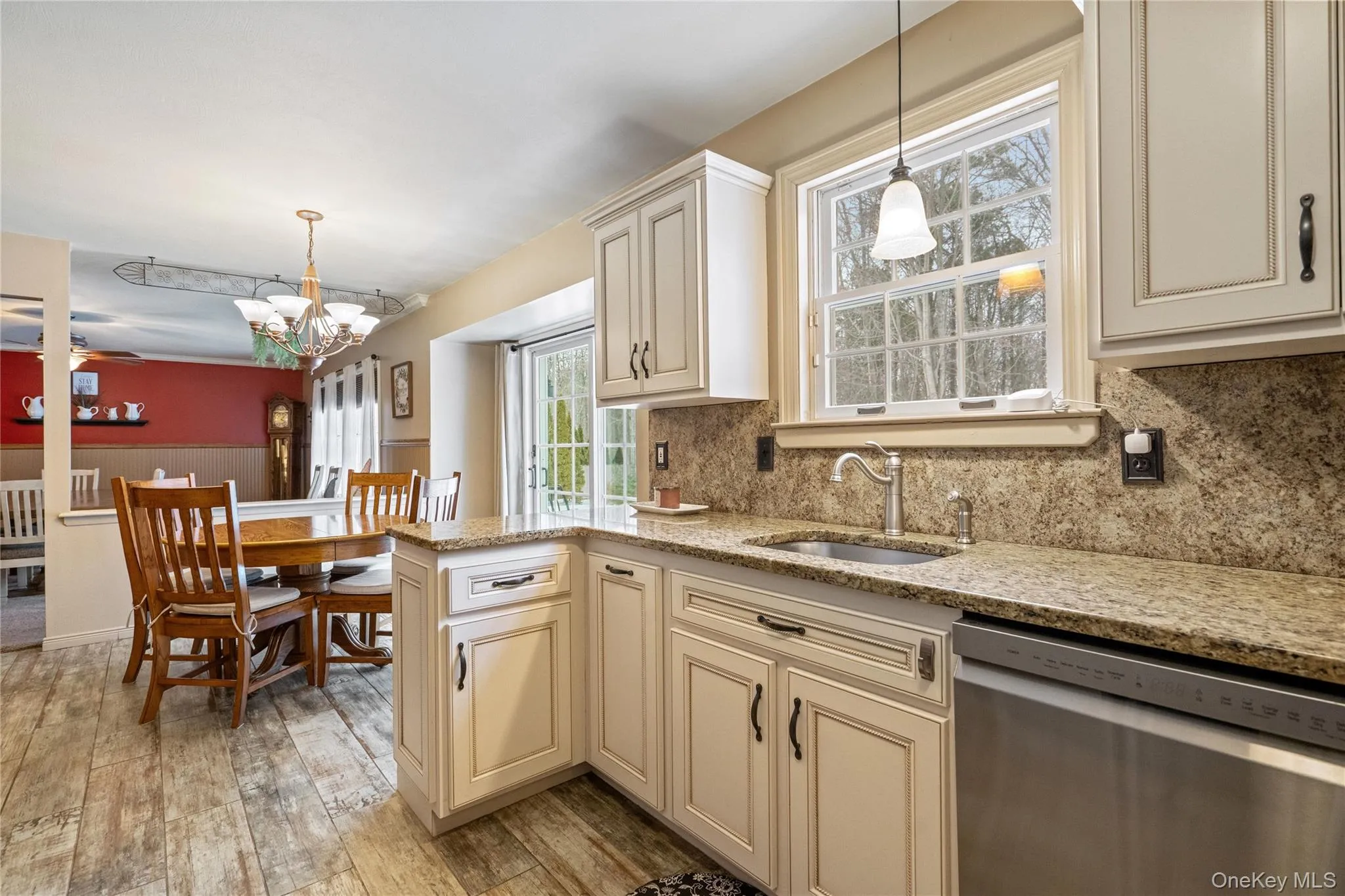 27 Evelyn Court, Brookhaven, NY, 6 Bedrooms Bedrooms, 10 Rooms Rooms,3 BathroomsBathrooms,Residential Sale,For Rent,Evelyn,0,914851 27 Evelyn Court, Brookhaven, NY, 6 Bedrooms Bedrooms, 10 Rooms Rooms,3 BathroomsBathrooms,Residential Sale,For Rent,Evelyn,0,914851