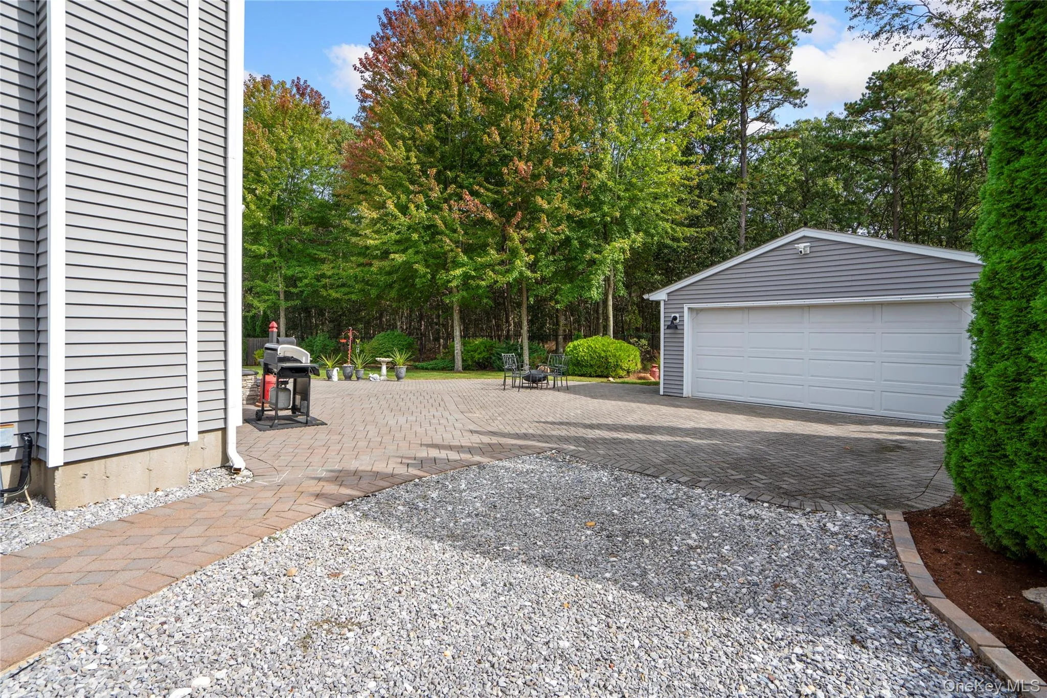 27 Evelyn Court, Brookhaven, NY, 6 Bedrooms Bedrooms, 10 Rooms Rooms,3 BathroomsBathrooms,Residential Sale,For Rent,Evelyn,0,914851 27 Evelyn Court, Brookhaven, NY, 6 Bedrooms Bedrooms, 10 Rooms Rooms,3 BathroomsBathrooms,Residential Sale,For Rent,Evelyn,0,914851
