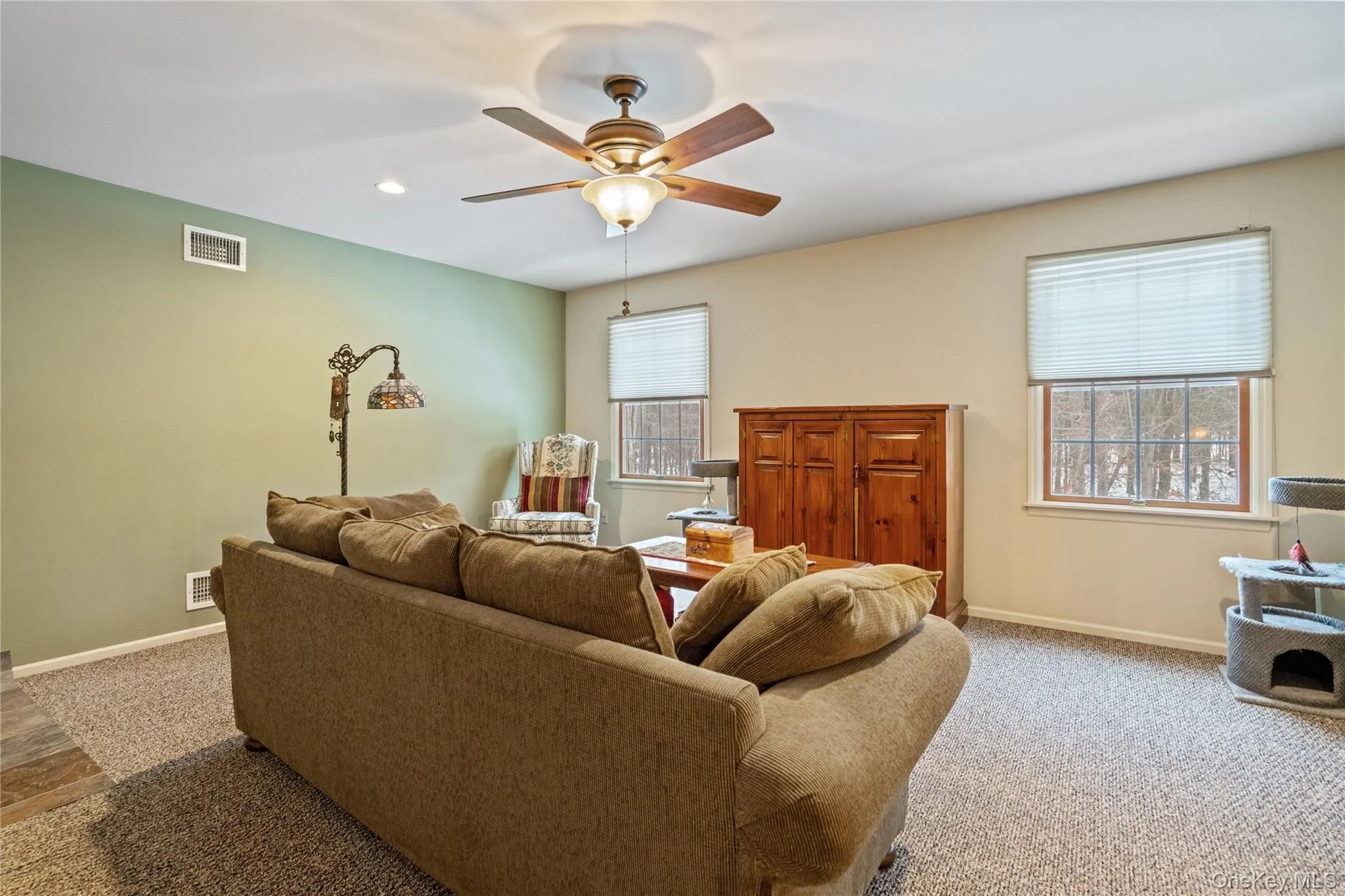 27 Evelyn Court, Brookhaven, NY, 6 Bedrooms Bedrooms, 10 Rooms Rooms,3 BathroomsBathrooms,Residential Sale,For Rent,Evelyn,0,914851 27 Evelyn Court, Brookhaven, NY, 6 Bedrooms Bedrooms, 10 Rooms Rooms,3 BathroomsBathrooms,Residential Sale,For Rent,Evelyn,0,914851