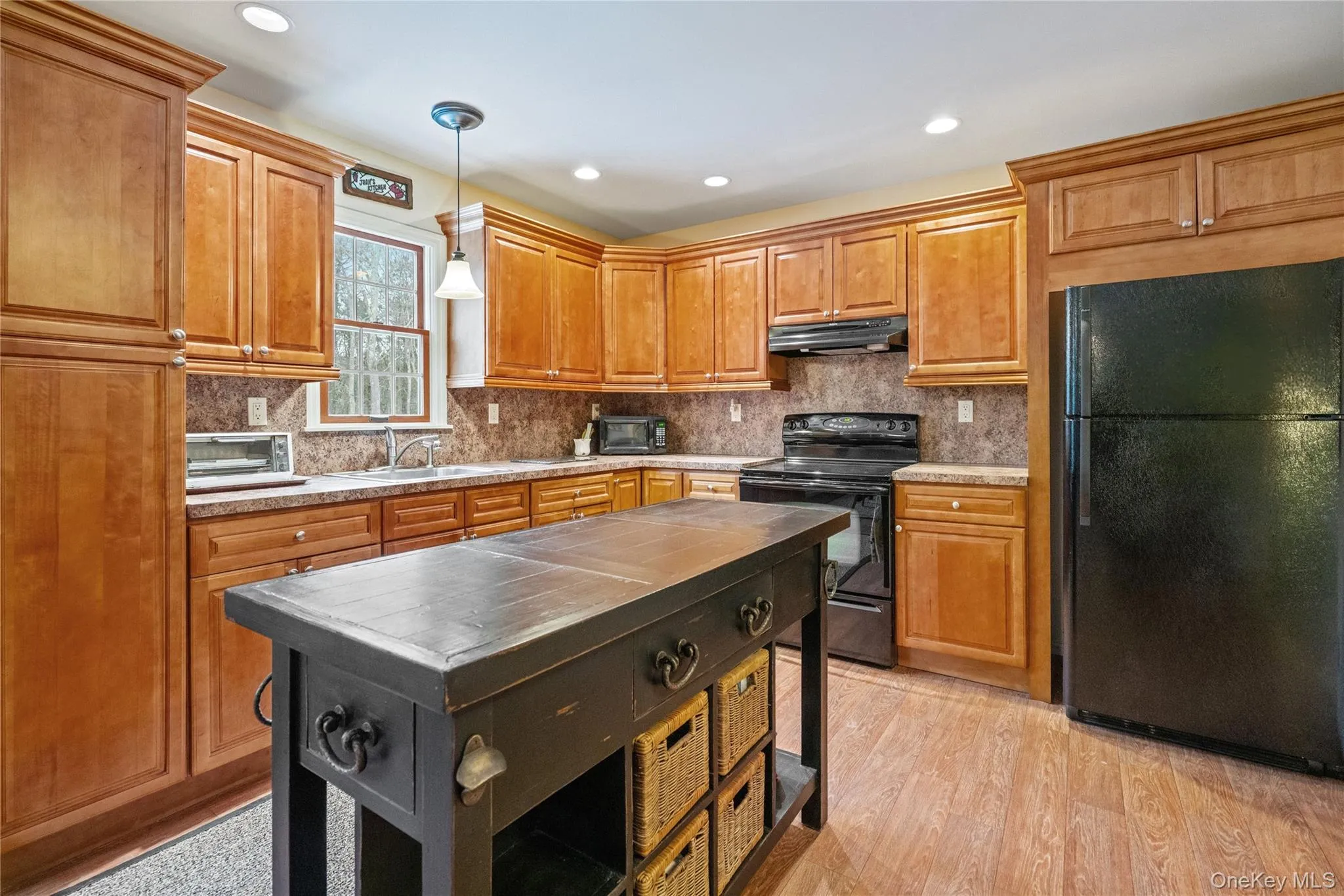 27 Evelyn Court, Brookhaven, NY, 6 Bedrooms Bedrooms, 10 Rooms Rooms,3 BathroomsBathrooms,Residential Sale,For Rent,Evelyn,0,914851 27 Evelyn Court, Brookhaven, NY, 6 Bedrooms Bedrooms, 10 Rooms Rooms,3 BathroomsBathrooms,Residential Sale,For Rent,Evelyn,0,914851