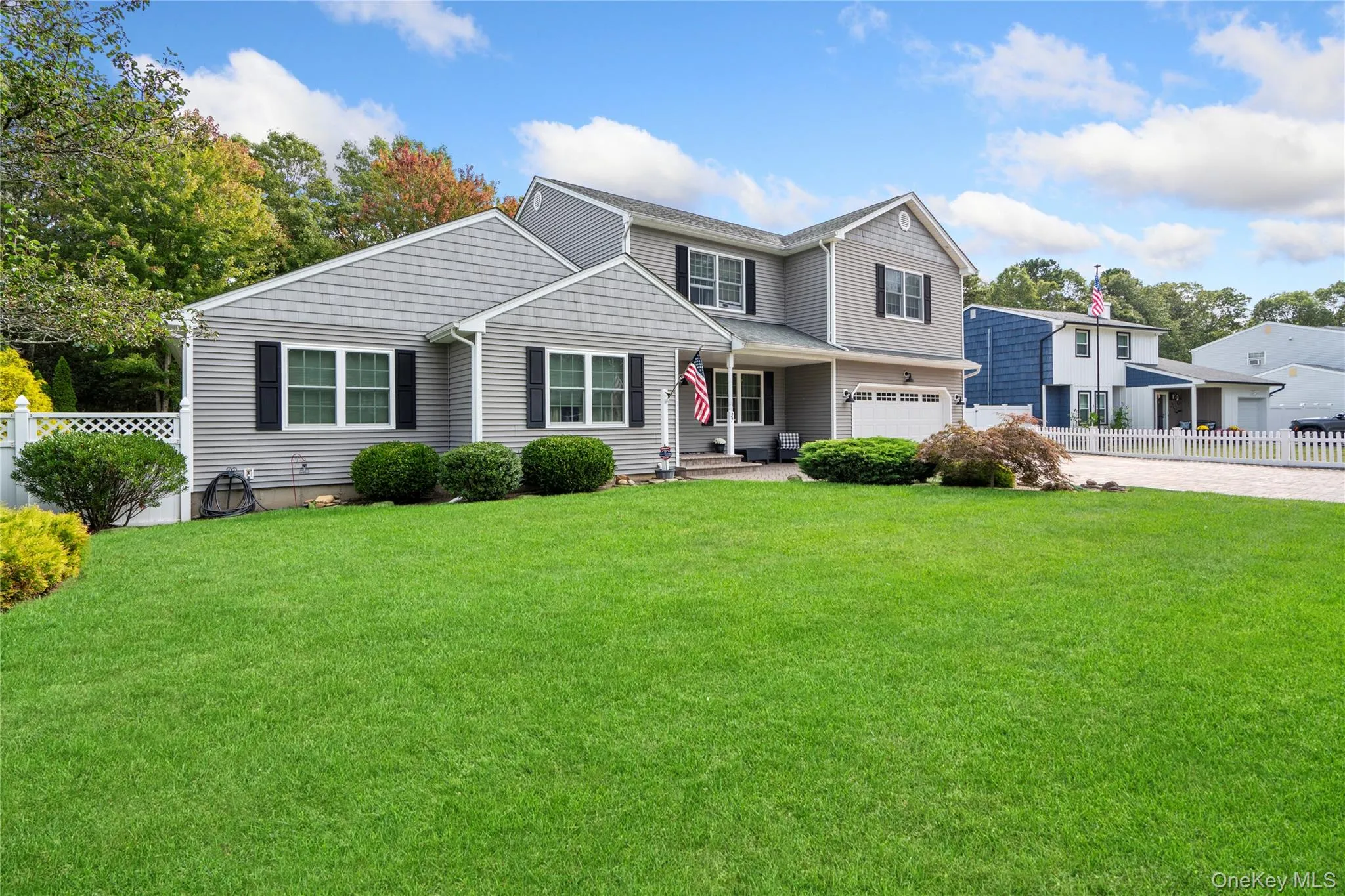 27 Evelyn Court, Brookhaven, NY, 6 Bedrooms Bedrooms, 10 Rooms Rooms,3 BathroomsBathrooms,Residential Sale,For Rent,Evelyn,0,914851 27 Evelyn Court, Brookhaven, NY, 6 Bedrooms Bedrooms, 10 Rooms Rooms,3 BathroomsBathrooms,Residential Sale,For Rent,Evelyn,0,914851