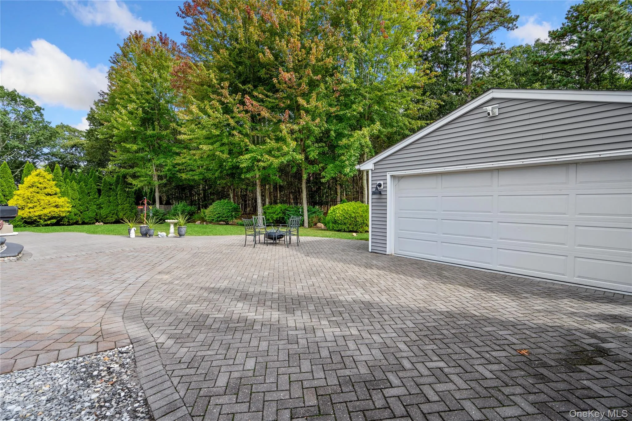 27 Evelyn Court, Brookhaven, NY, 6 Bedrooms Bedrooms, 10 Rooms Rooms,3 BathroomsBathrooms,Residential Sale,For Rent,Evelyn,0,914851 27 Evelyn Court, Brookhaven, NY, 6 Bedrooms Bedrooms, 10 Rooms Rooms,3 BathroomsBathrooms,Residential Sale,For Rent,Evelyn,0,914851
