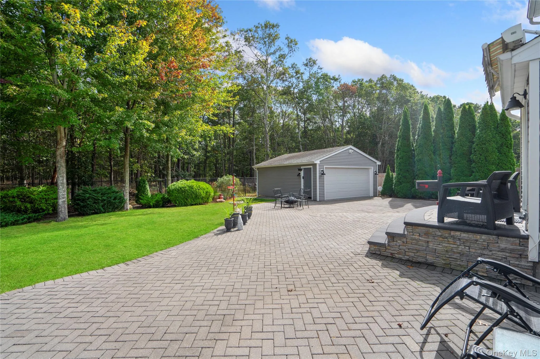 27 Evelyn Court, Brookhaven, NY, 6 Bedrooms Bedrooms, 10 Rooms Rooms,3 BathroomsBathrooms,Residential Sale,For Rent,Evelyn,0,914851 27 Evelyn Court, Brookhaven, NY, 6 Bedrooms Bedrooms, 10 Rooms Rooms,3 BathroomsBathrooms,Residential Sale,For Rent,Evelyn,0,914851