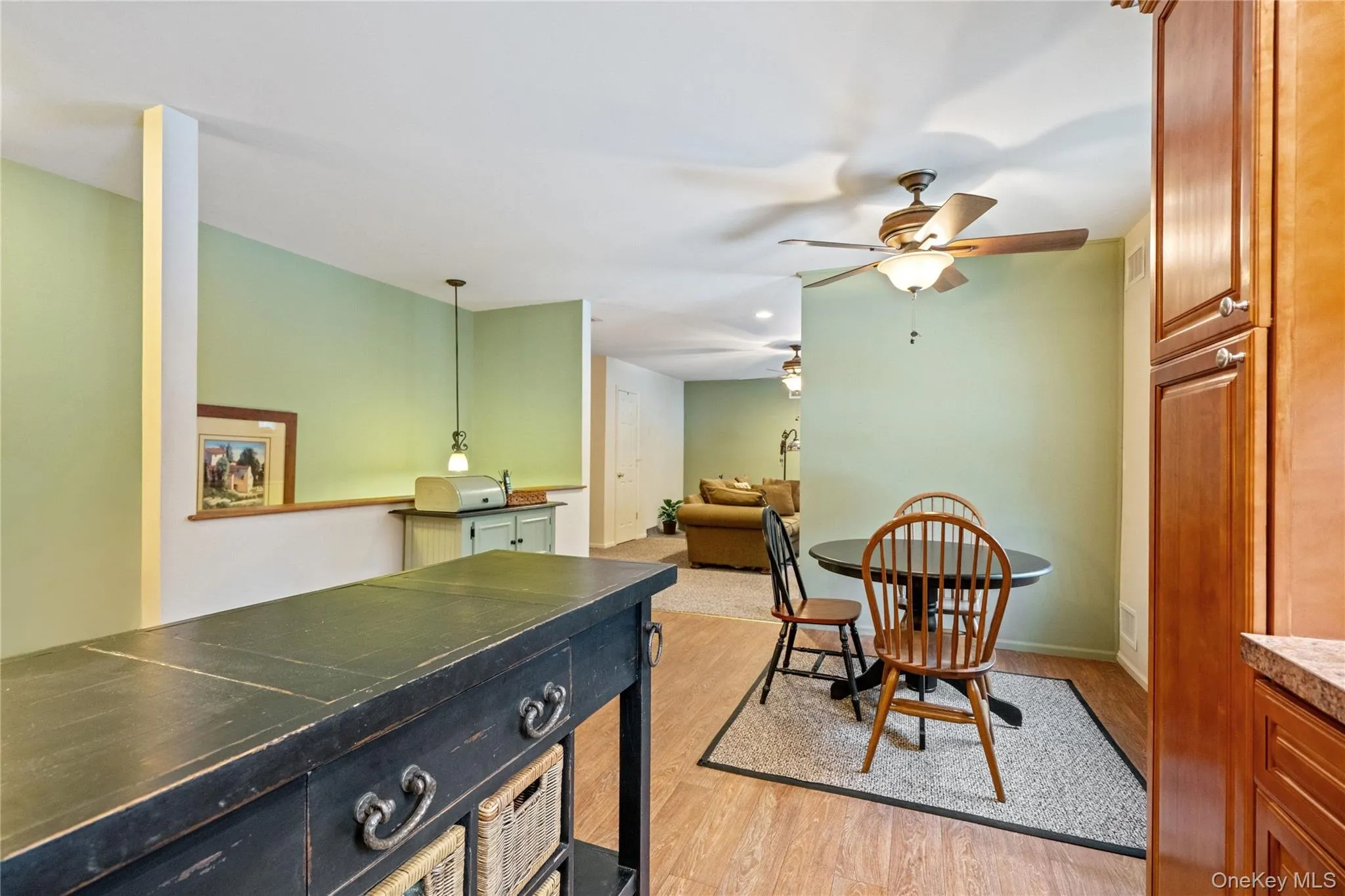 27 Evelyn Court, Brookhaven, NY, 6 Bedrooms Bedrooms, 10 Rooms Rooms,3 BathroomsBathrooms,Residential Sale,For Rent,Evelyn,0,914851 27 Evelyn Court, Brookhaven, NY, 6 Bedrooms Bedrooms, 10 Rooms Rooms,3 BathroomsBathrooms,Residential Sale,For Rent,Evelyn,0,914851