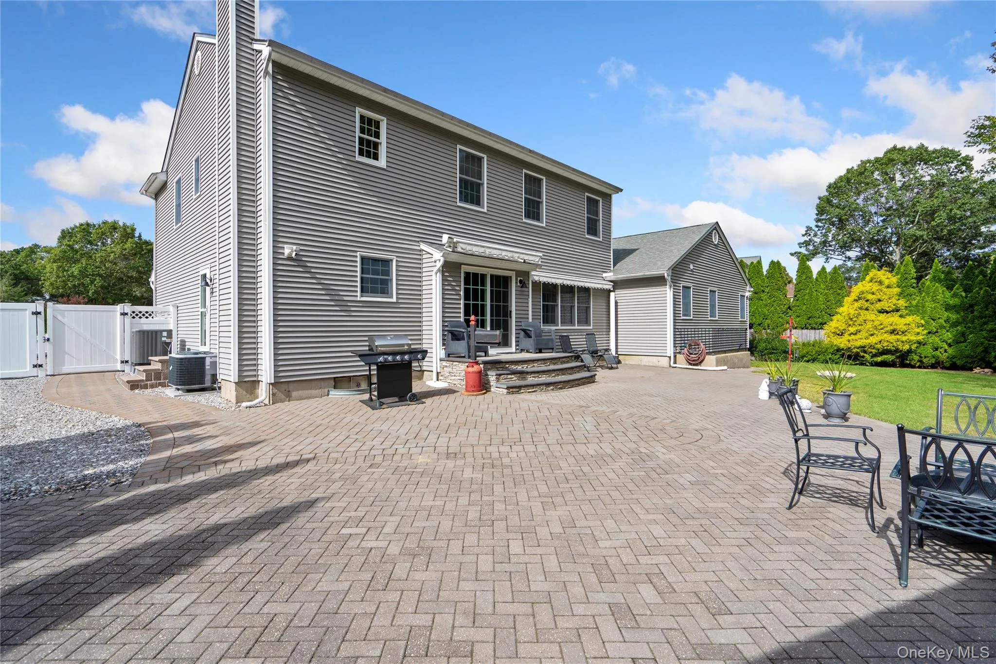 27 Evelyn Court, Brookhaven, NY, 6 Bedrooms Bedrooms, 10 Rooms Rooms,3 BathroomsBathrooms,Residential Sale,For Rent,Evelyn,0,914851 27 Evelyn Court, Brookhaven, NY, 6 Bedrooms Bedrooms, 10 Rooms Rooms,3 BathroomsBathrooms,Residential Sale,For Rent,Evelyn,0,914851