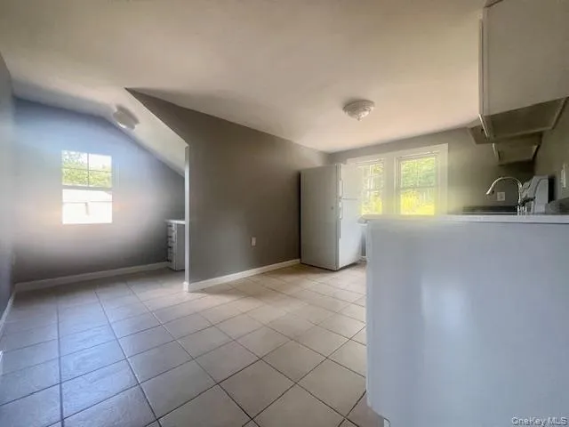 with Built in desk area with Built in desk area